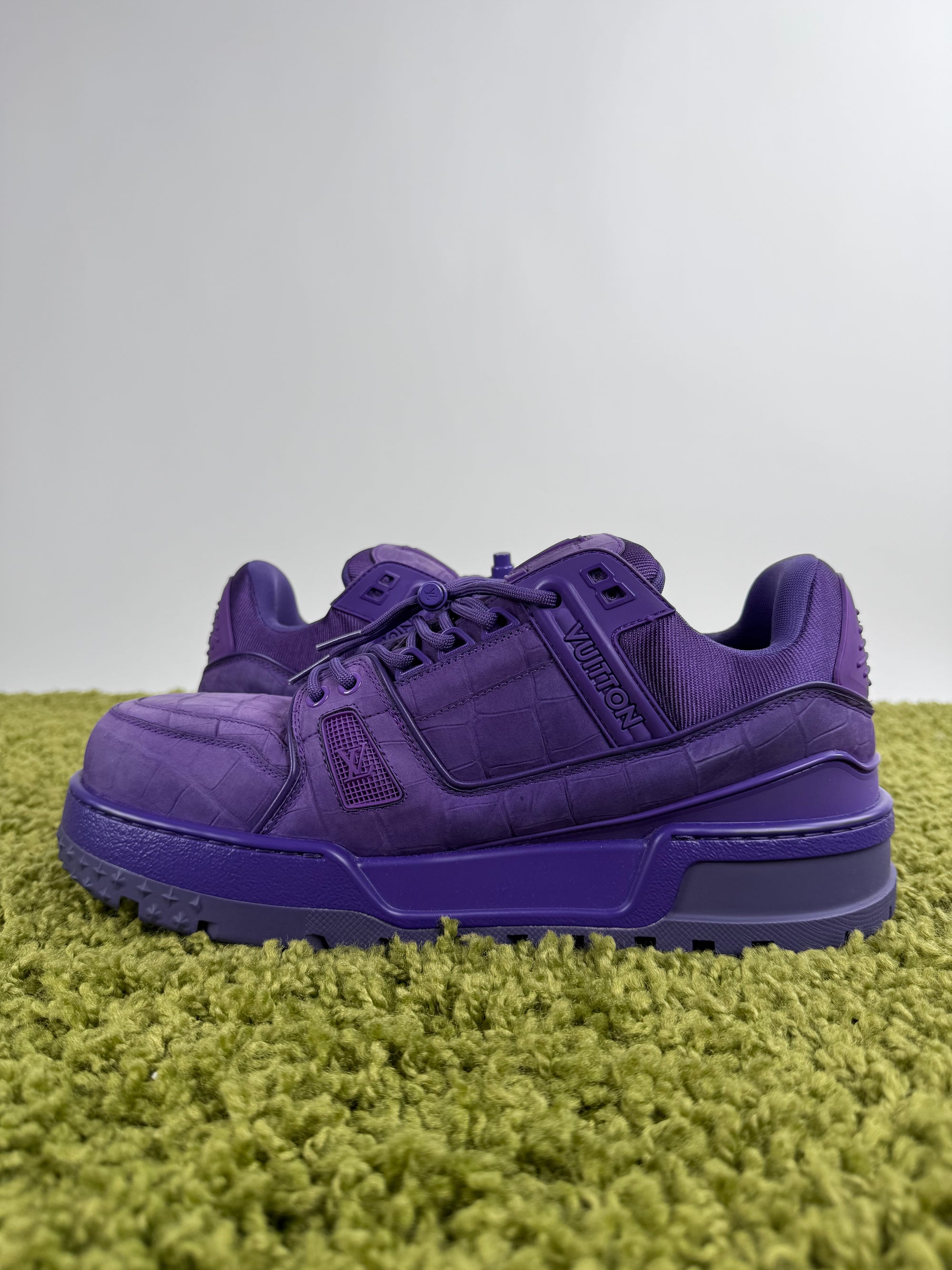 Louis Vuitton Trainer Maxi Viola 9