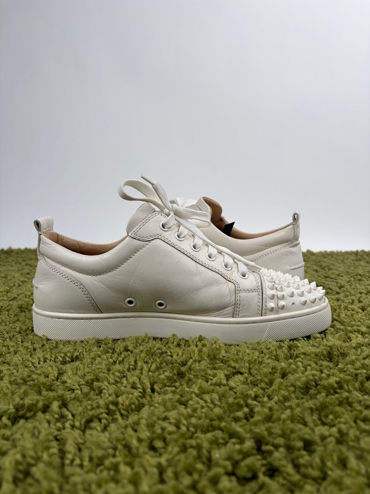 Christian Louboutin Spikes Low Bianca 41
