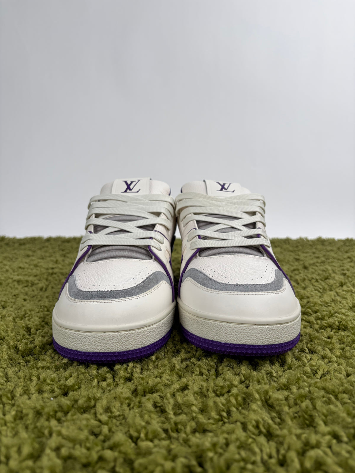 Louis Vuitton Trainer Viola 9
