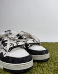 Louis Vuitton Trainer 42 veste 43