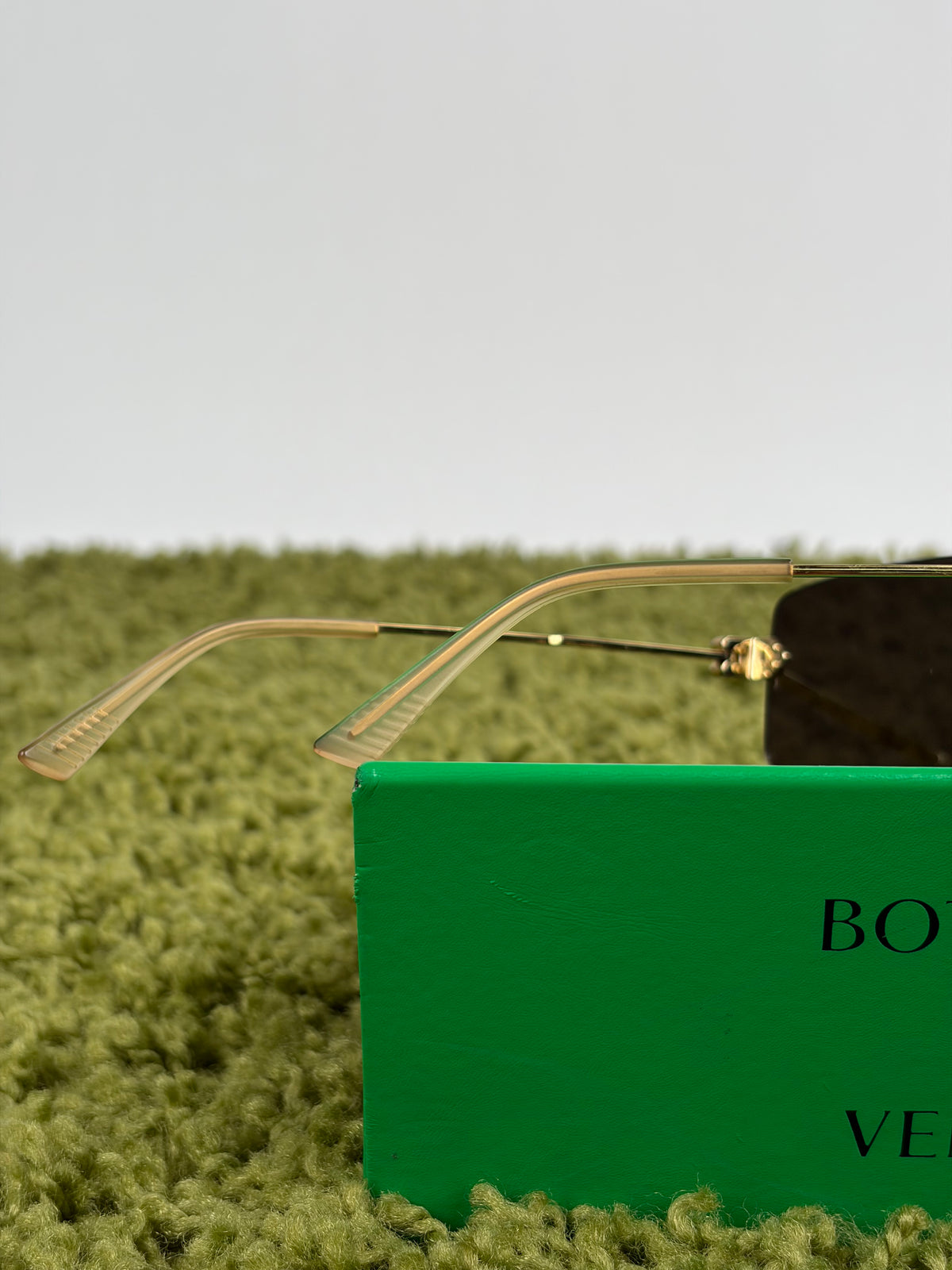 Occhiali da sole Bottega Veneta Neri con Montatura Oro BV1126S