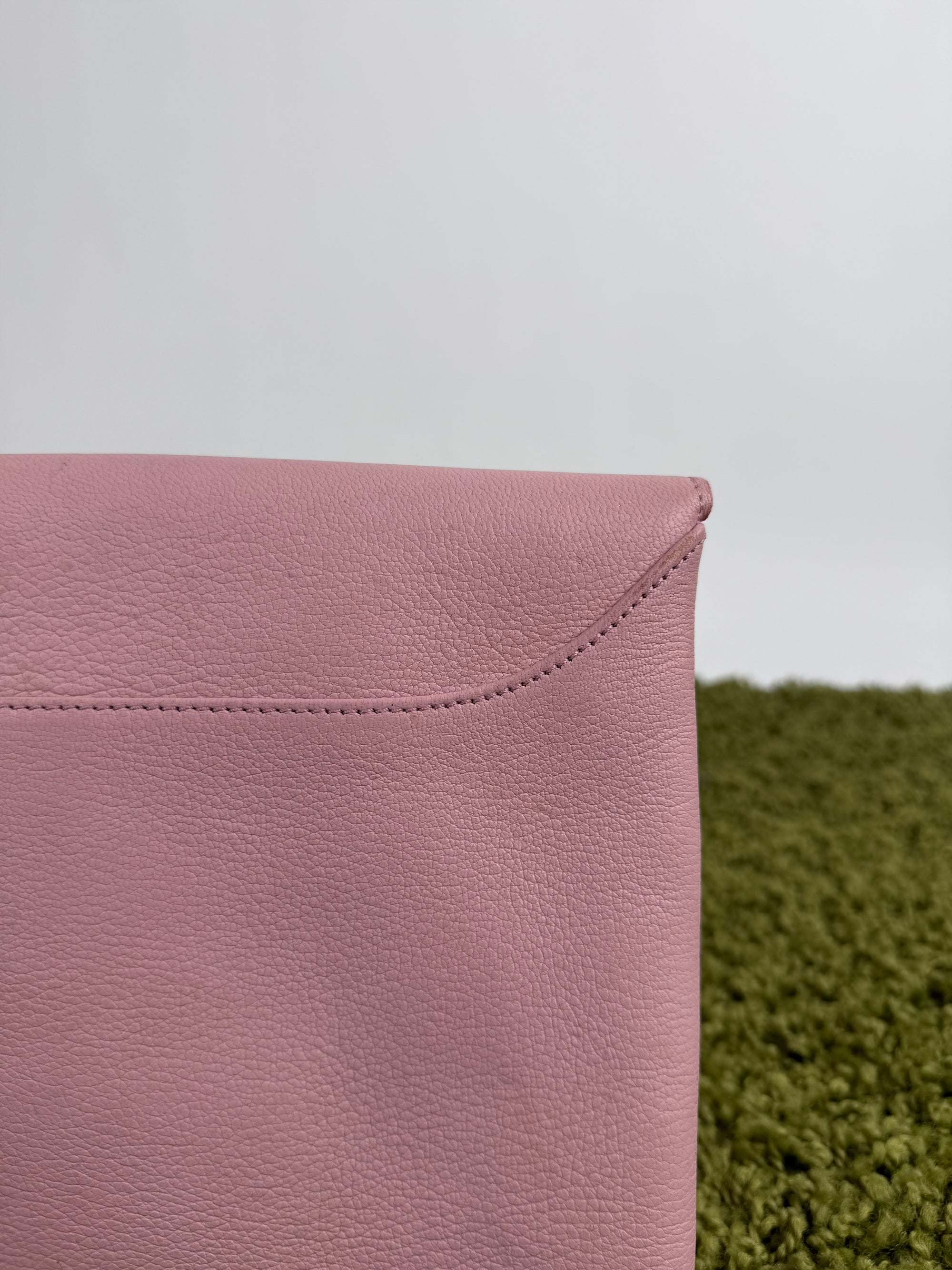 Pochette Givenchy in pelle Rosa