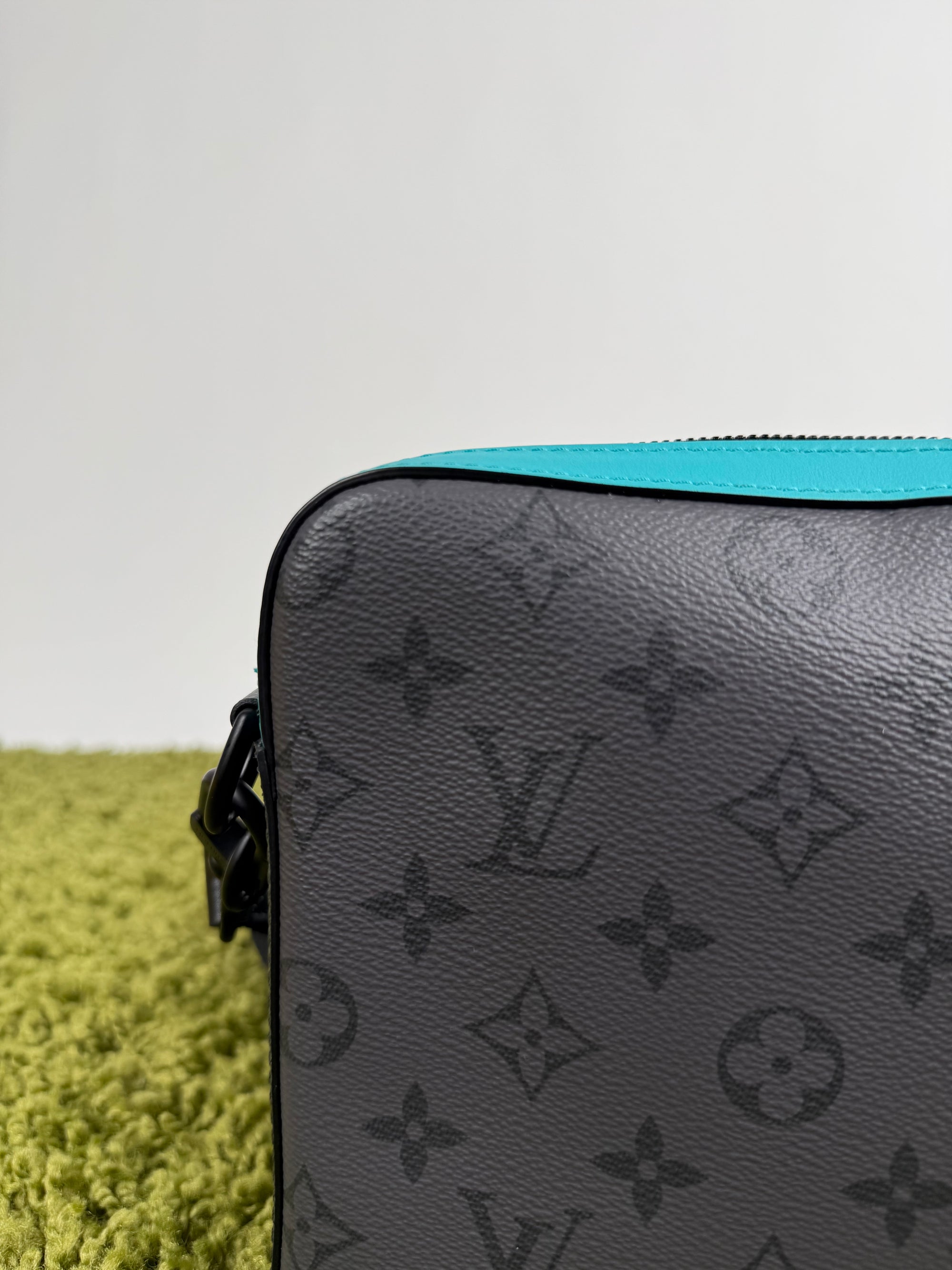 Borsa Trio Messenger Louis Vuitton Grigia