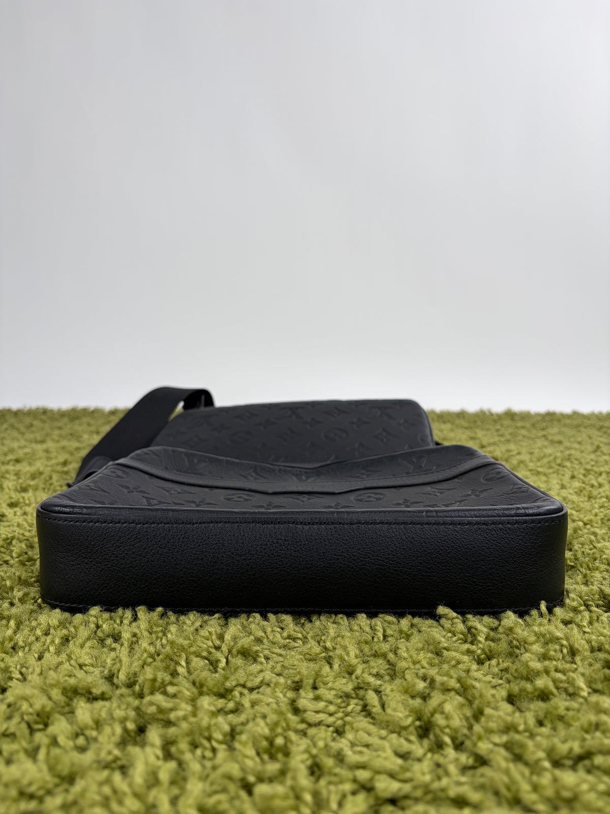 Borsa Louis Vuitton Messenger Trio Nera