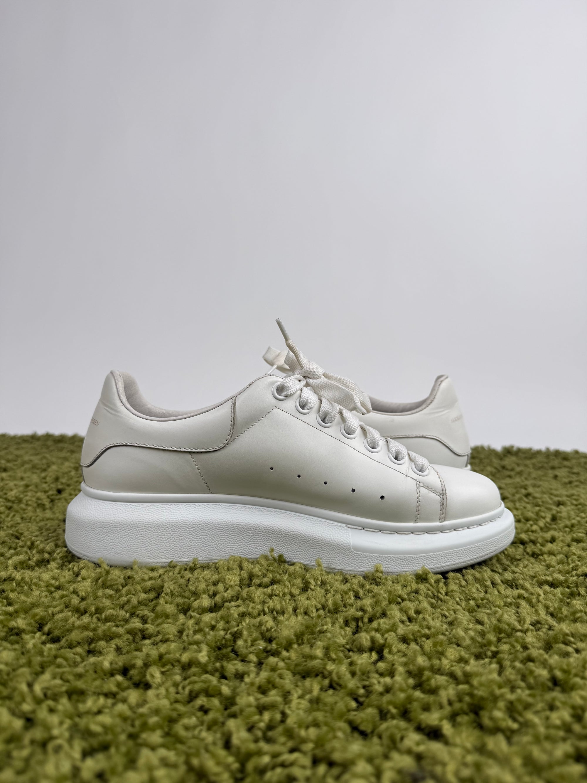 Alexander Mcqueen Sneaker Bianca