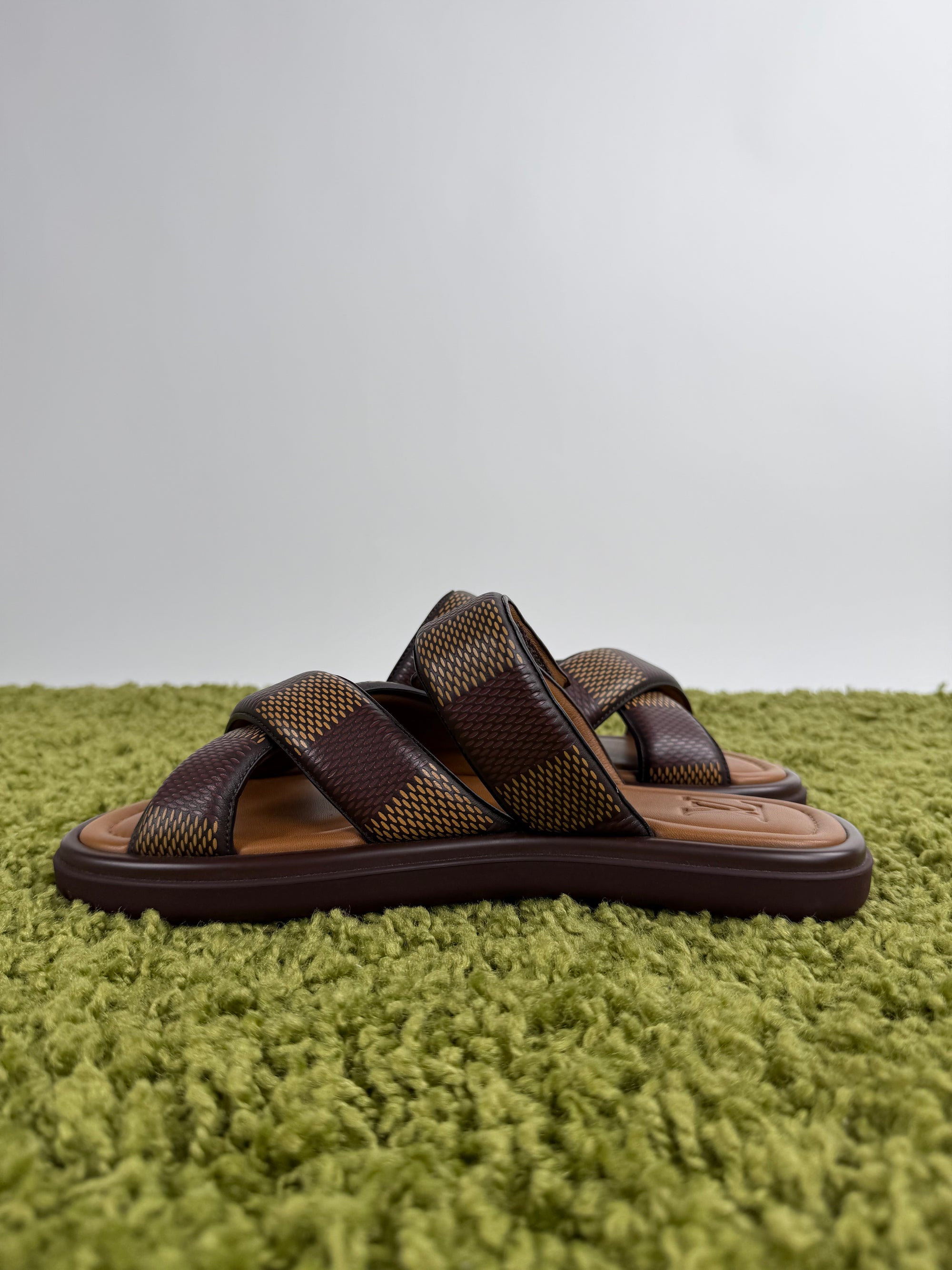 Sandalo Louis Vuitton Marrone 7