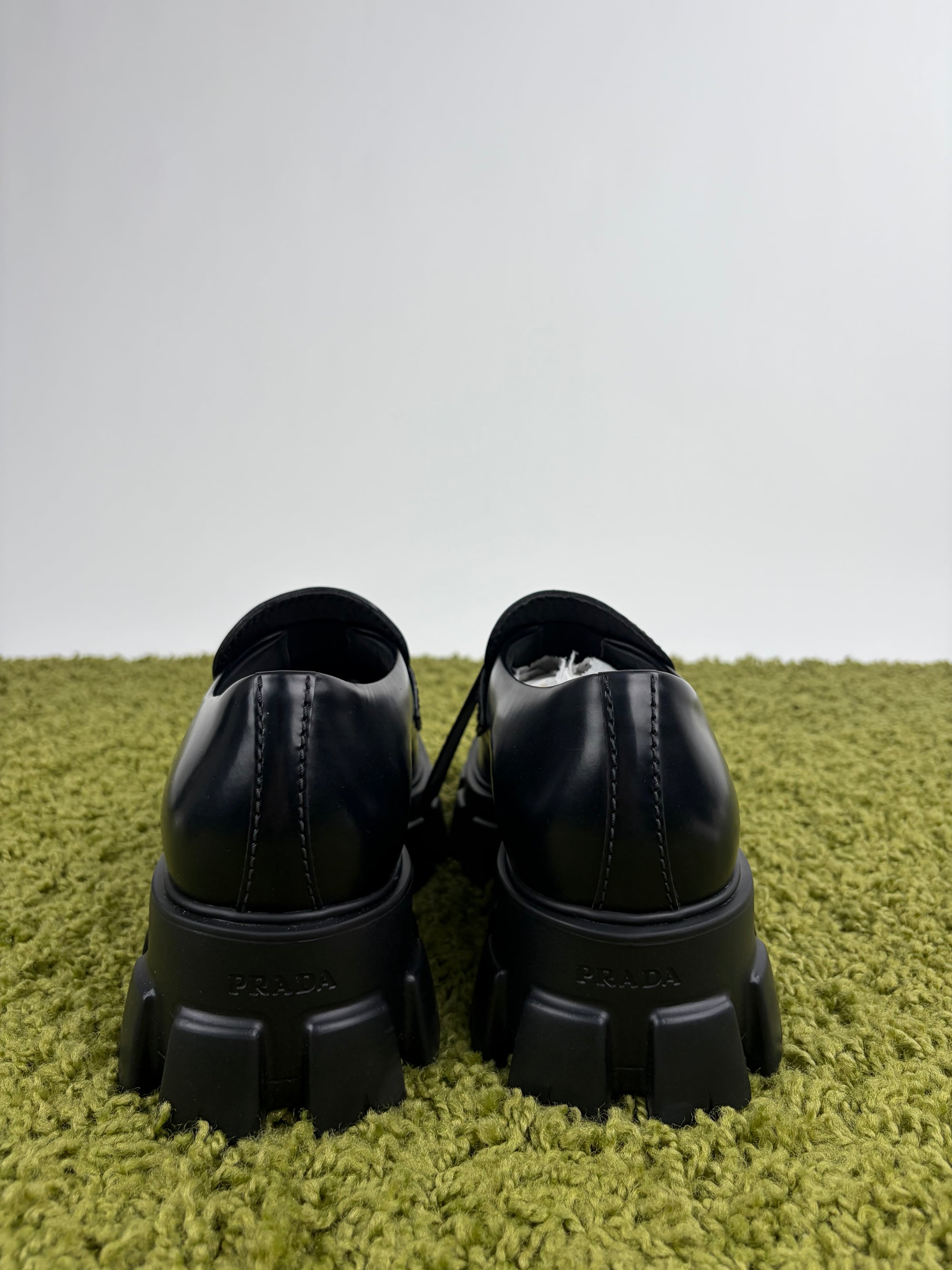 Mocassino Prada Size 10.5=44.5 neri
