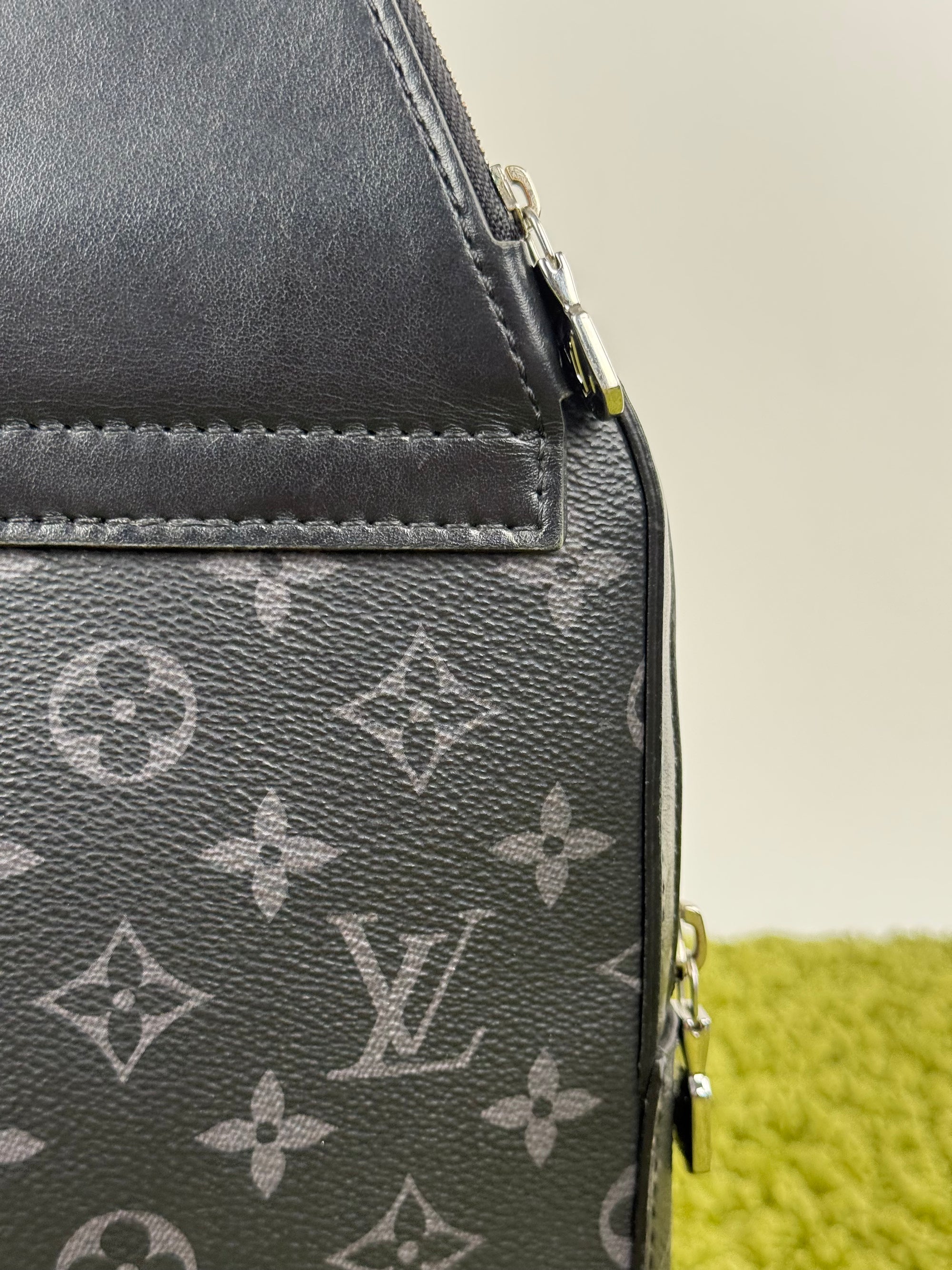 Zaino Monospalla Avenue Louis Vuitton Nero