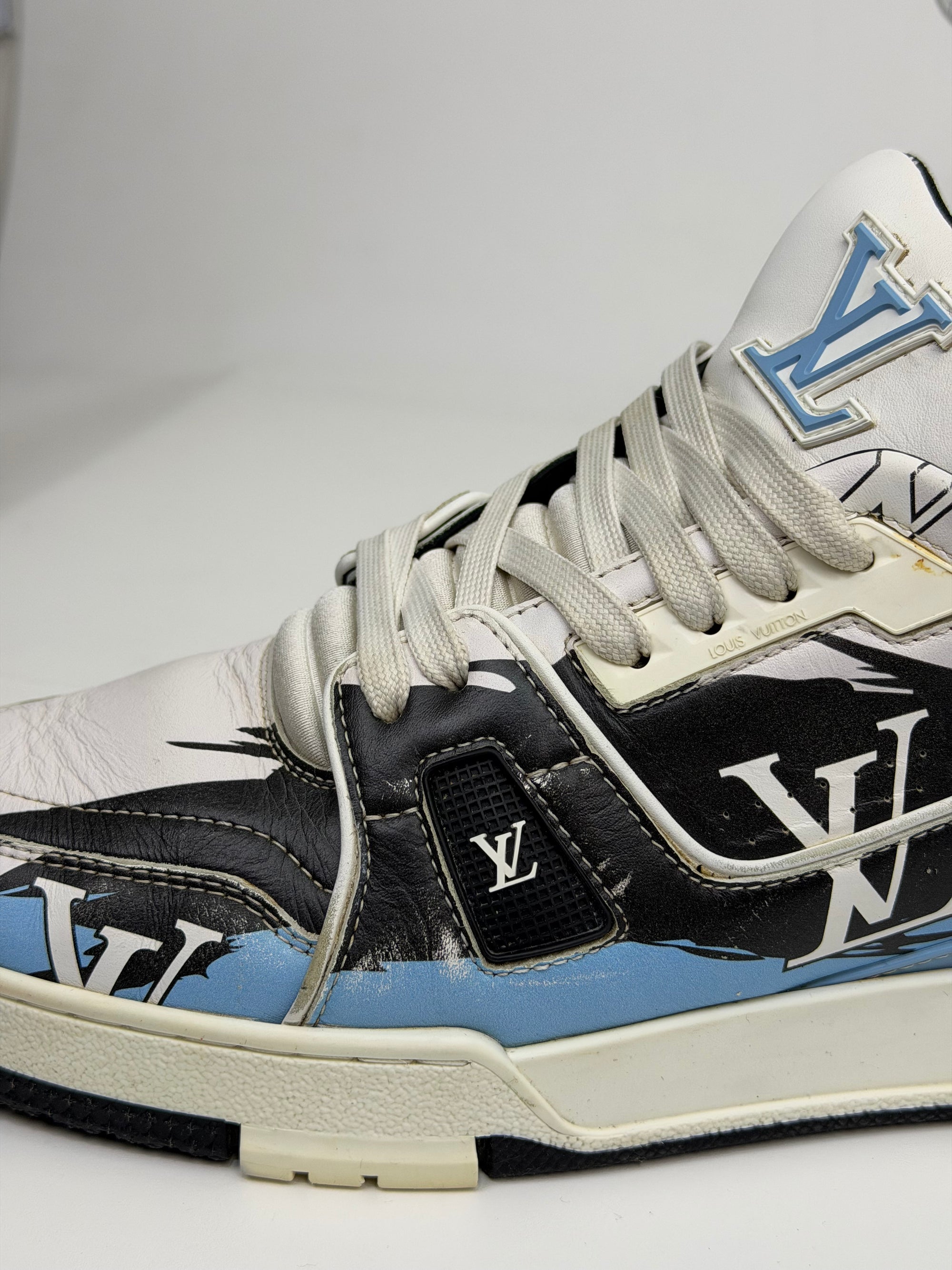 Louis Vuitton Trainer Size 8=42 veste 43 blu bianca e nera