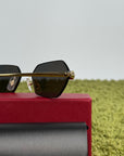 Occhiali da sole Geometrici CT0636S Panthère de Cartier con Lenti Nere e aste oro