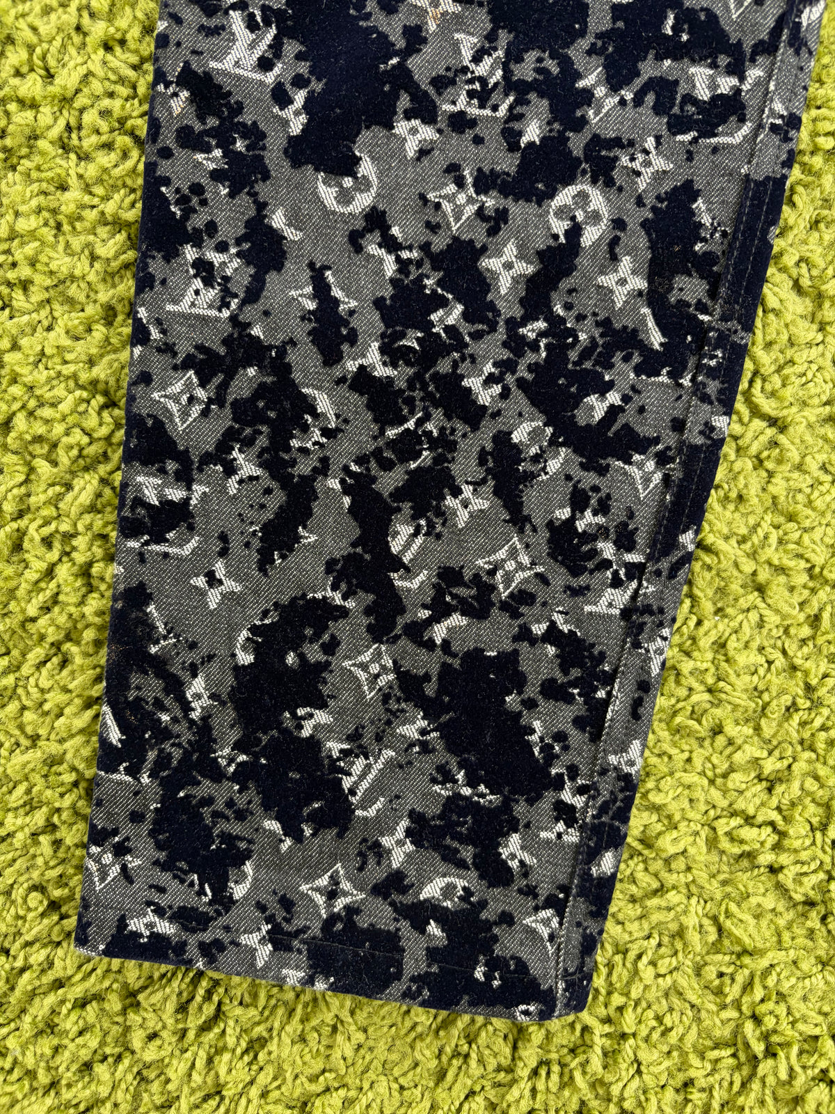 Jeans Louis Vuitton Monogram Flock Seasonal Multicolor 32