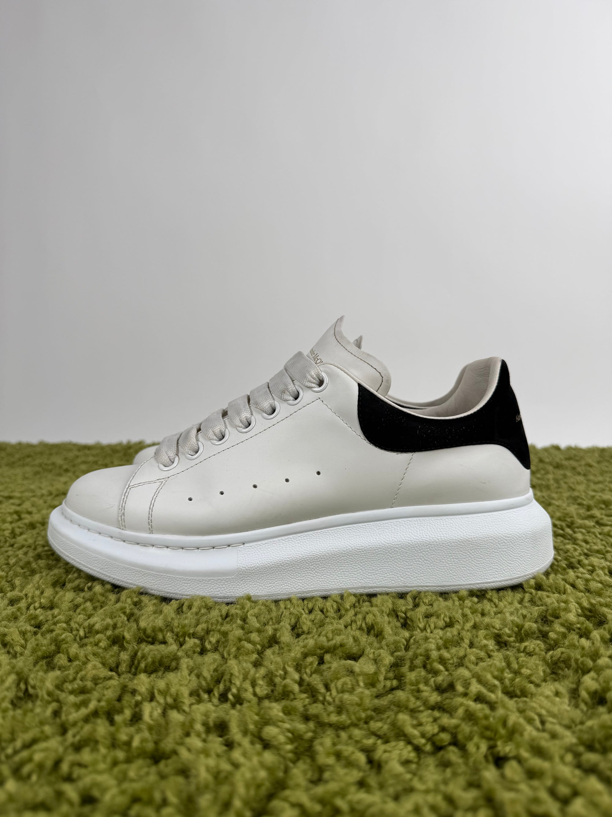 Alexander Mcqueen Bianca 40