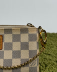 Pochette Milla Mm Louis Vuitton Bianca