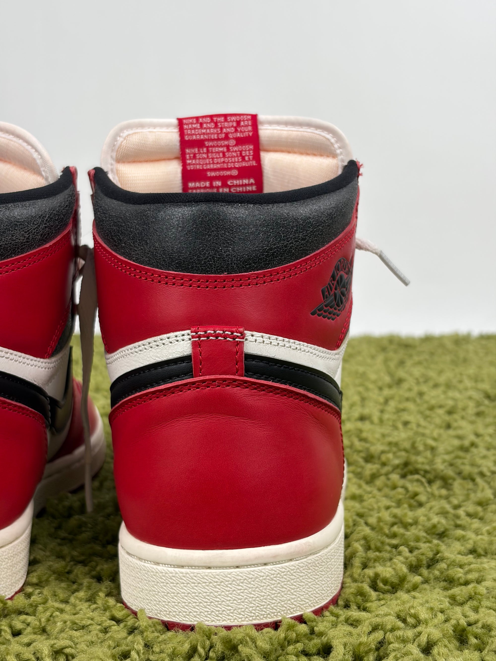 Air Jordan 1 retro High OG chicago Size 44 rosse bianche e nere