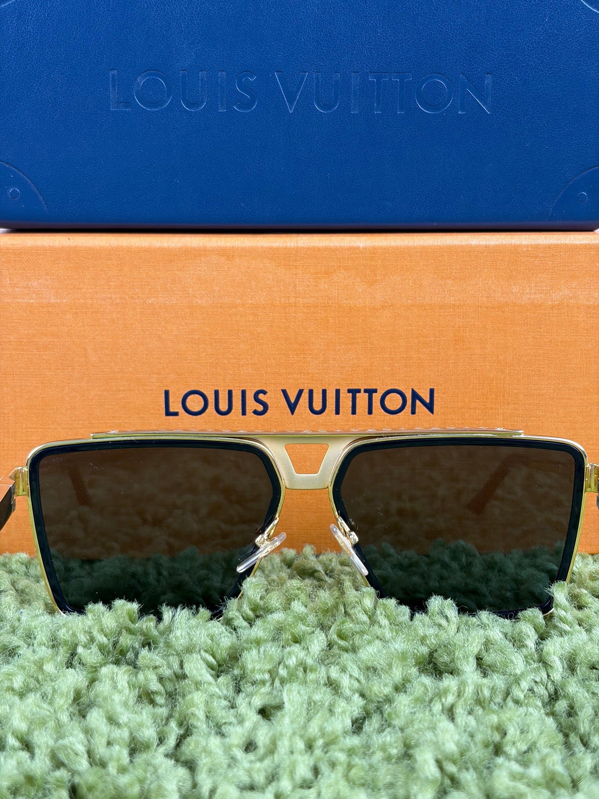 Occhiali Louis Vuitton 1.1 evidence Metal Square neri e oro