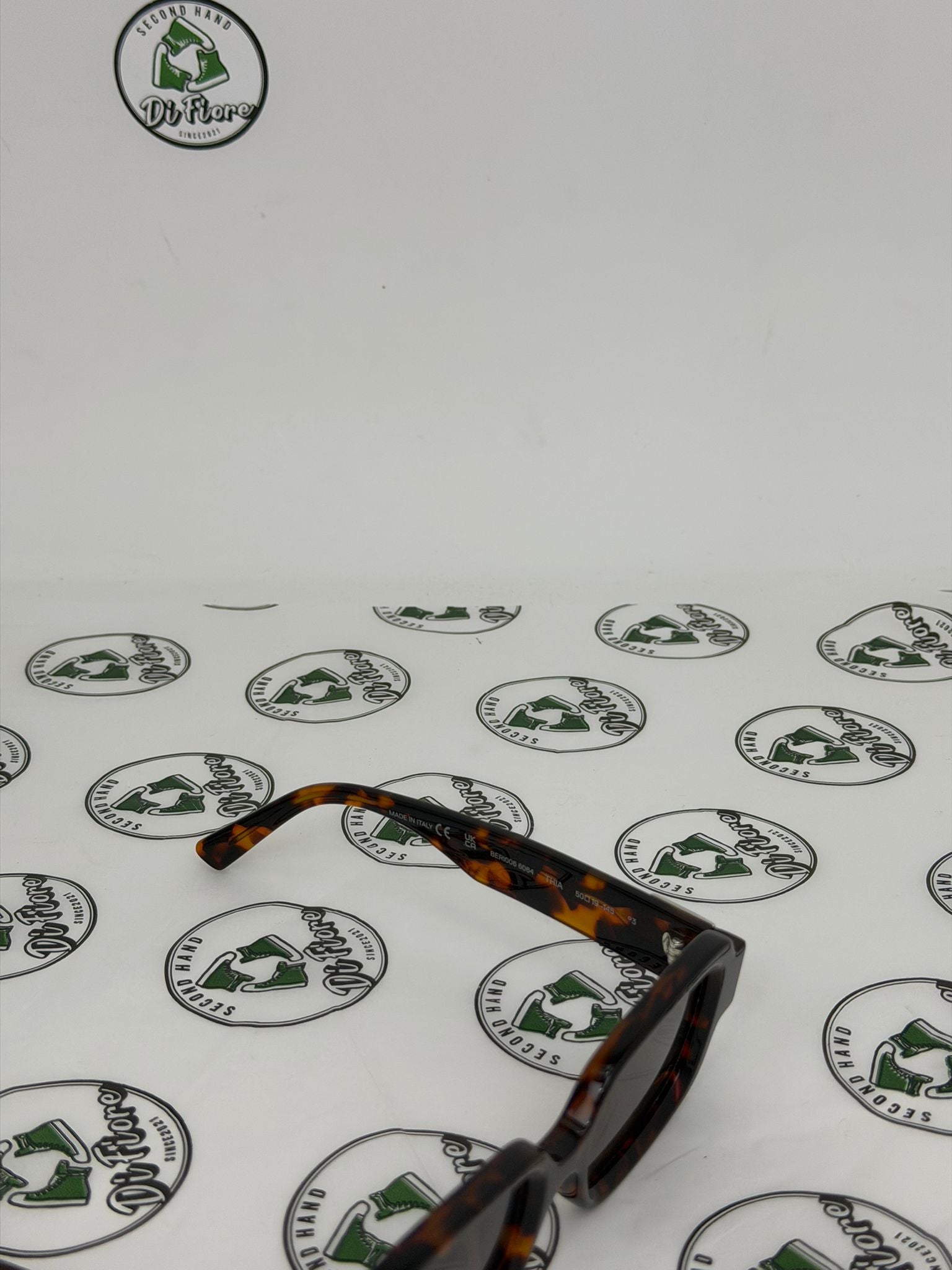 occhiali Ambush neri e marroni