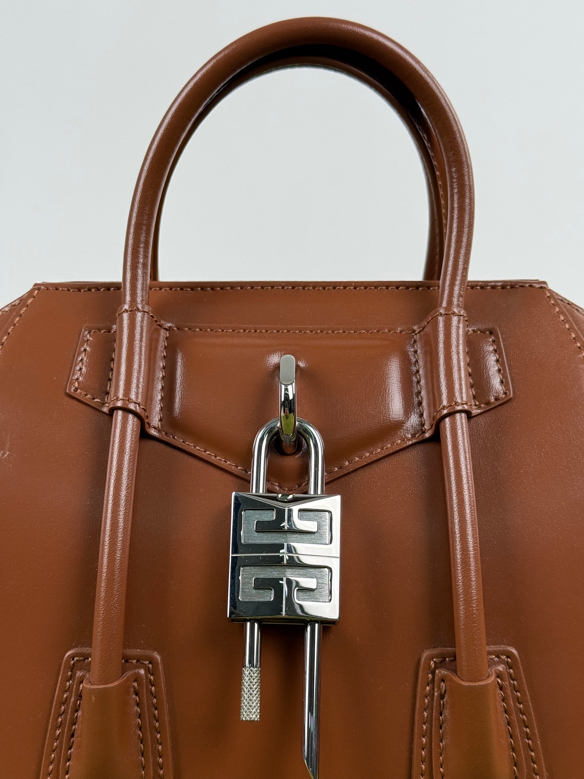 Borsa Mini Antigona Lock Bag Givenchy