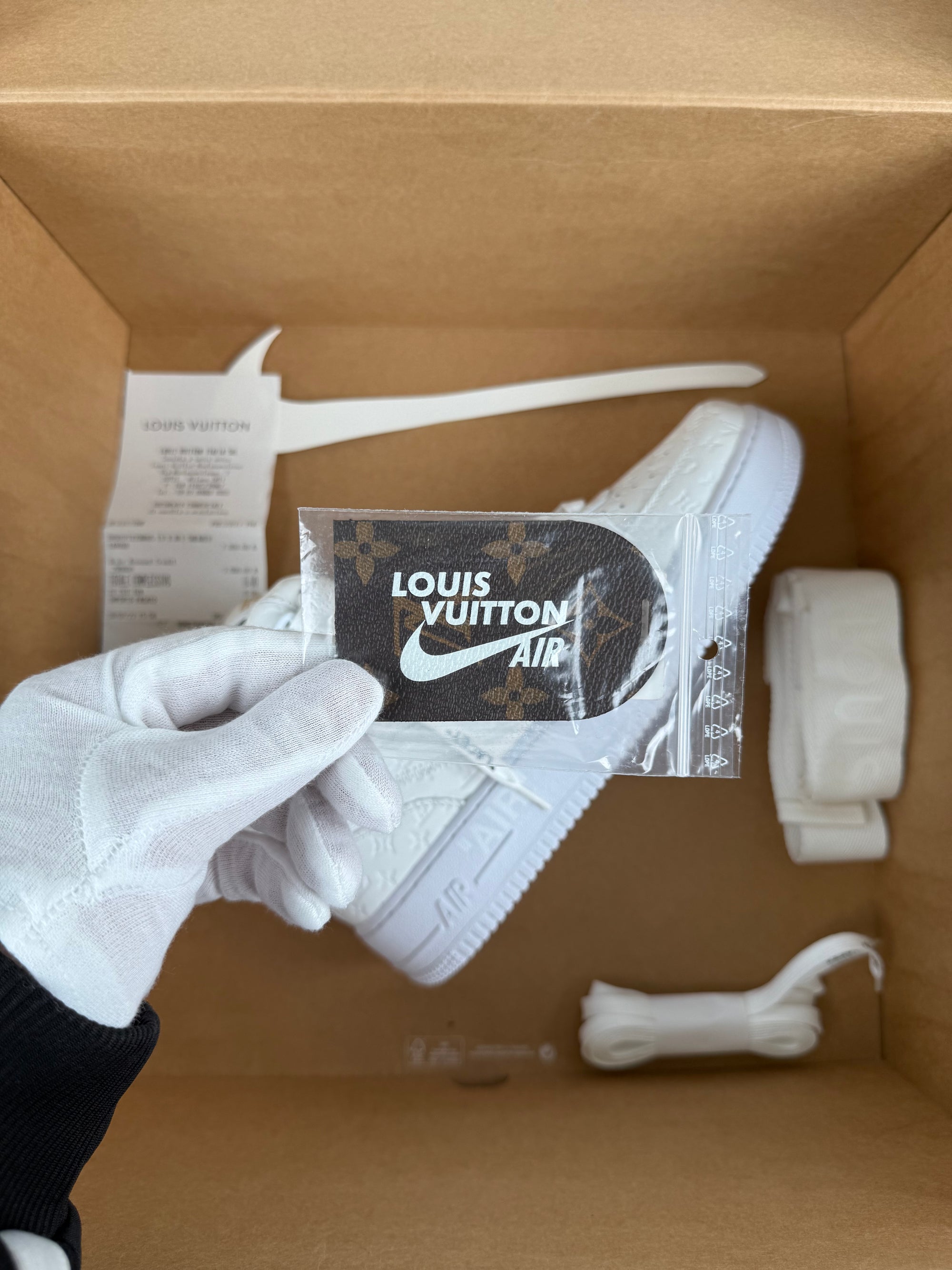 Louis Vuitton x Nike air force 1 High 42