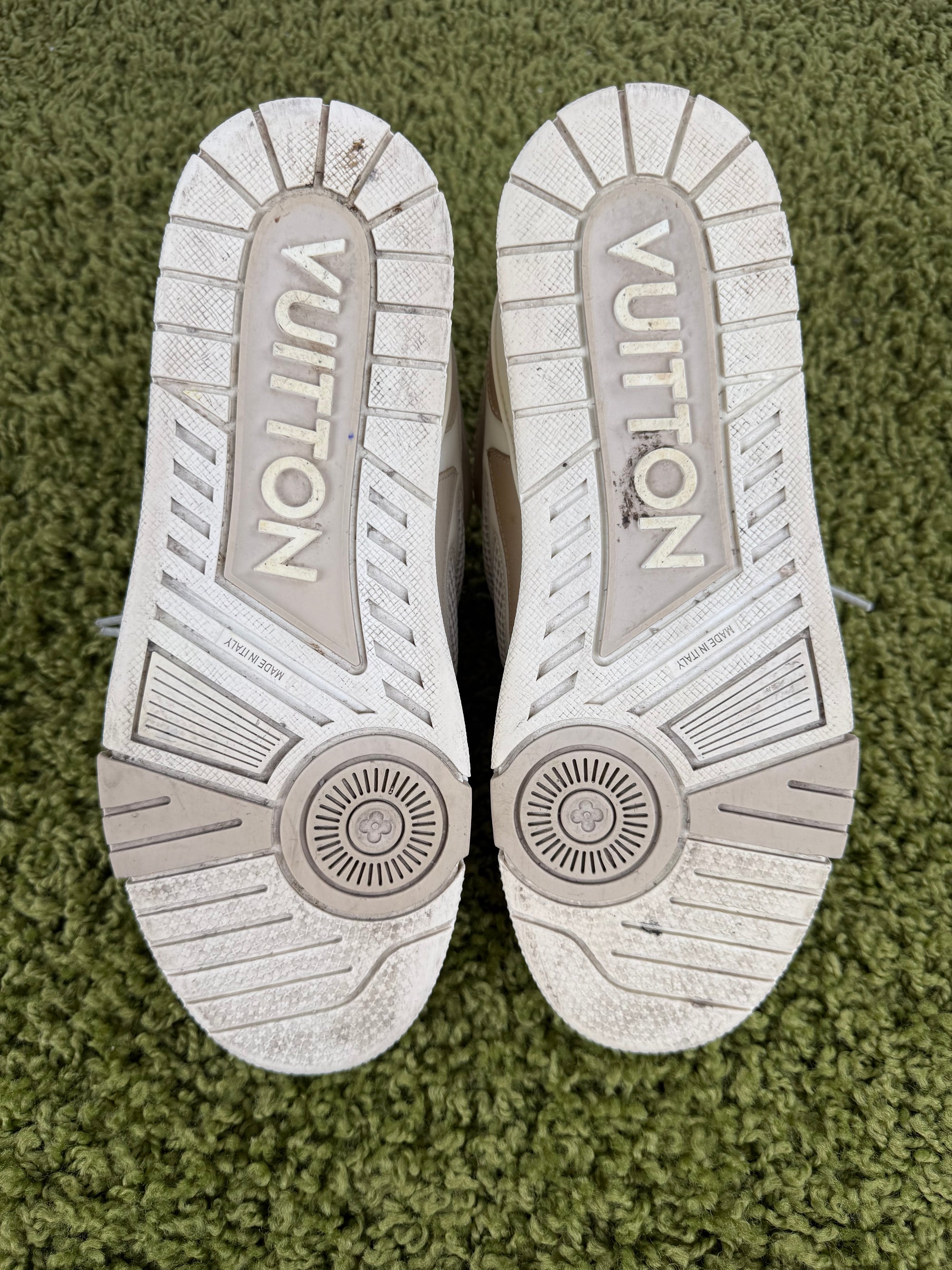 Louis Vuitton Skate Beige 8.5