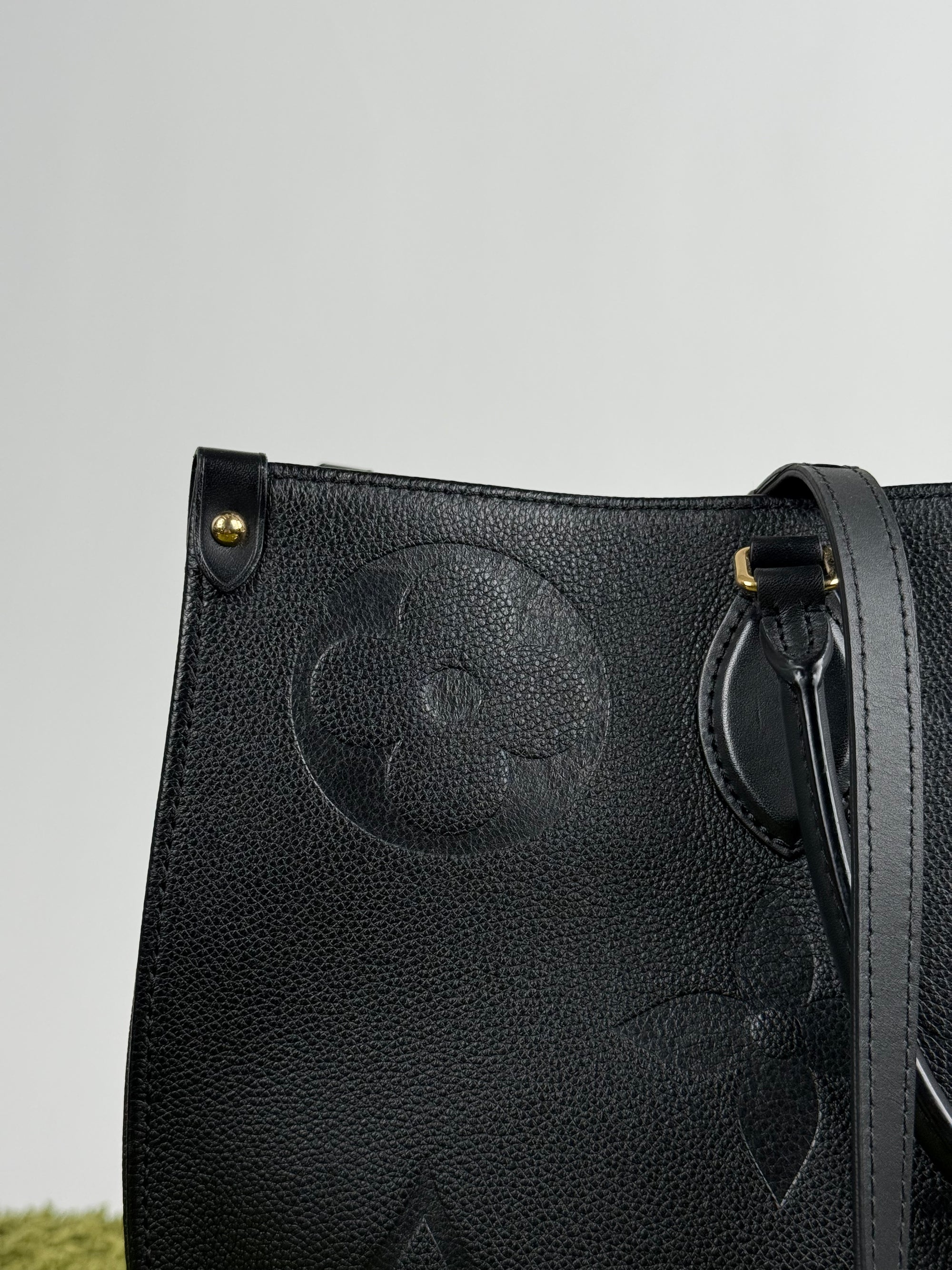 Tote Bag OnTheGo GM in pelle Louis Vuitton Nera