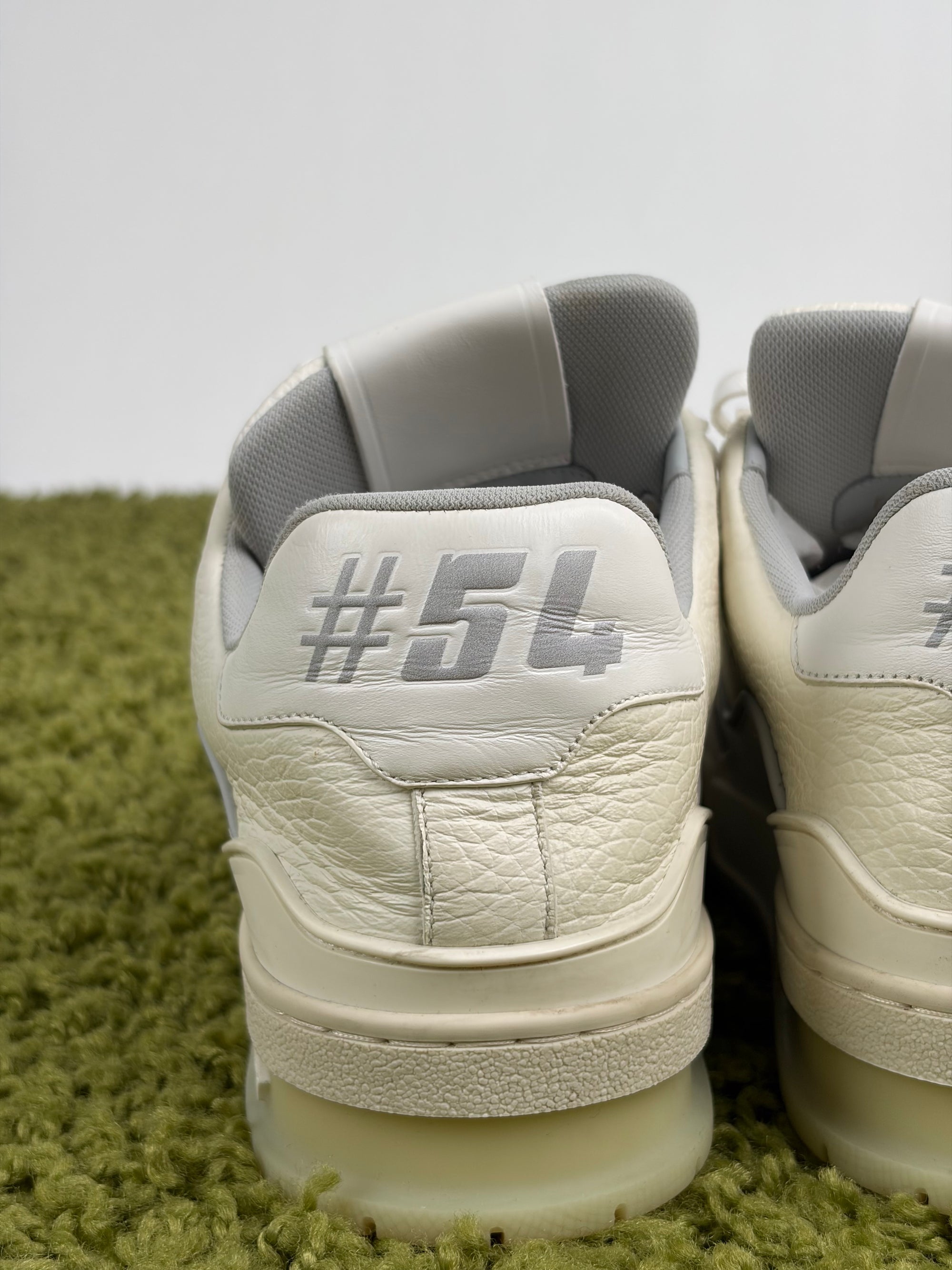 Louis Vuitton trainer Size 5.5=39.5 calza 40.5 bianche