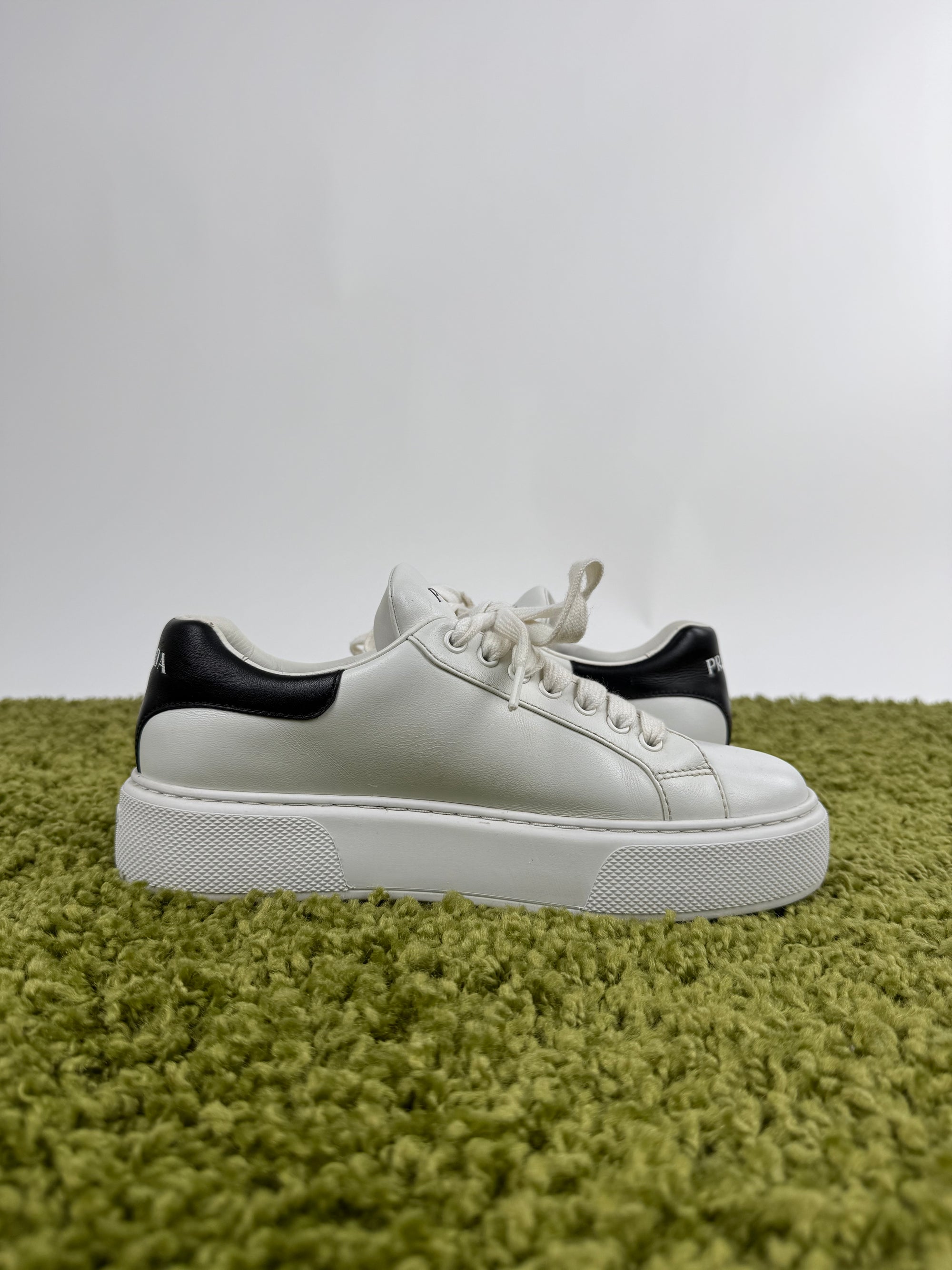 Prada Macro Sneaker 40