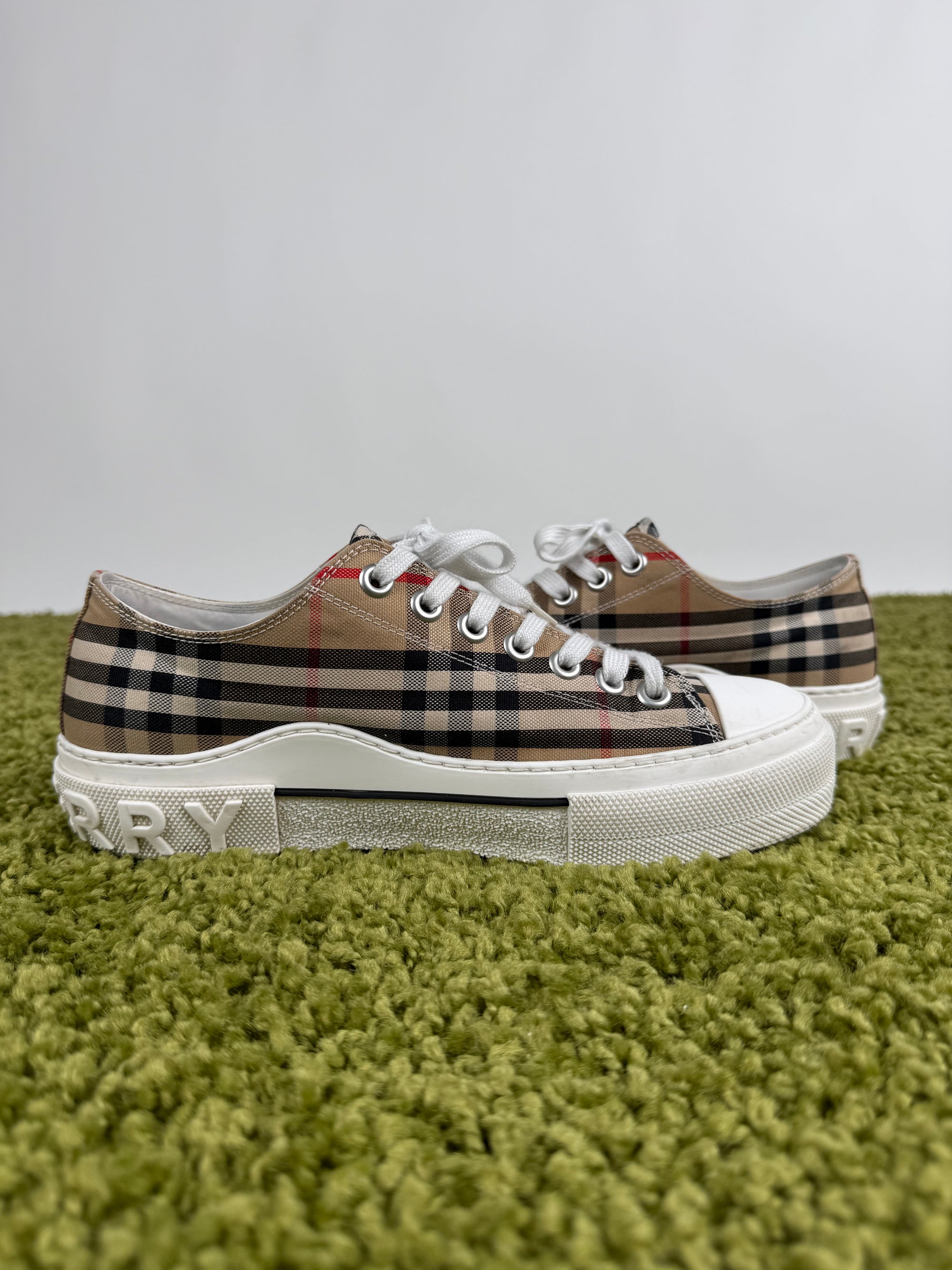 Burberry Sneaker 41,5