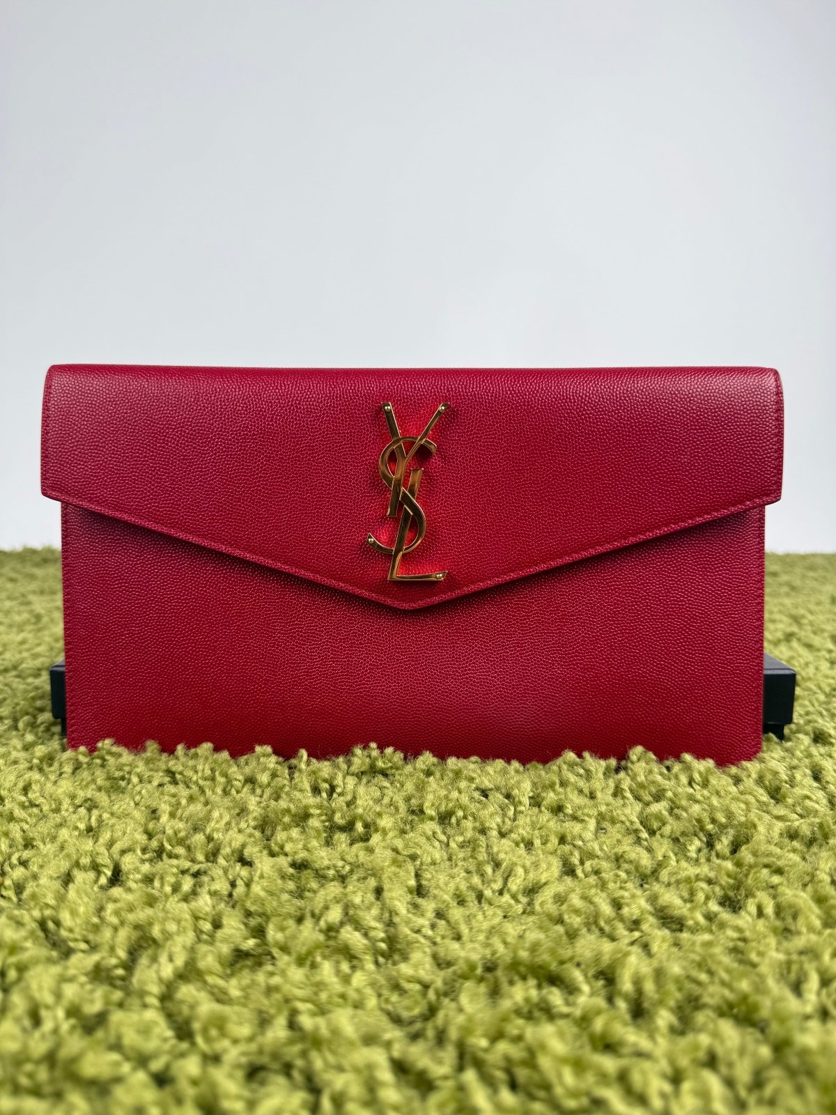 Pochette Yves Saint Laurent Grain de Poudre Uptown Rosso - Second Hand Di Fiore