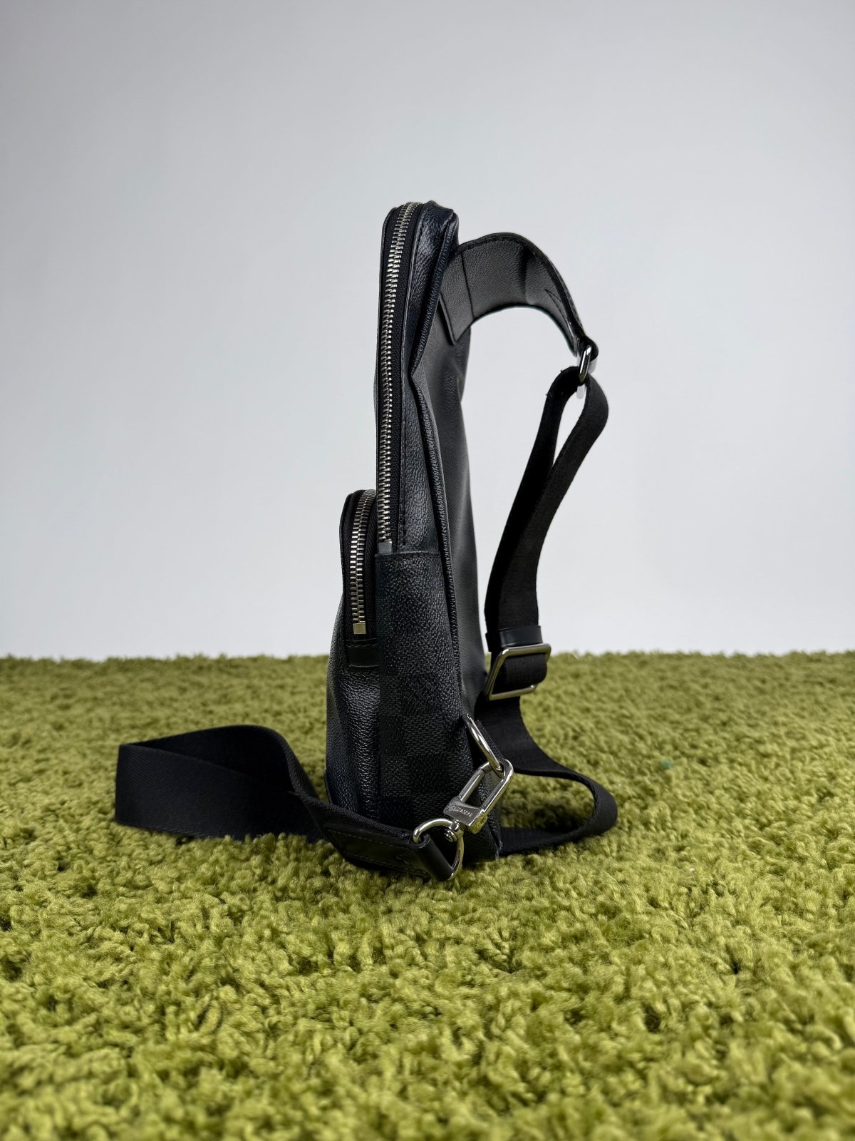 Monospalla Louis Vuitton Avenue Sling Nero - Second Hand Di Fiore