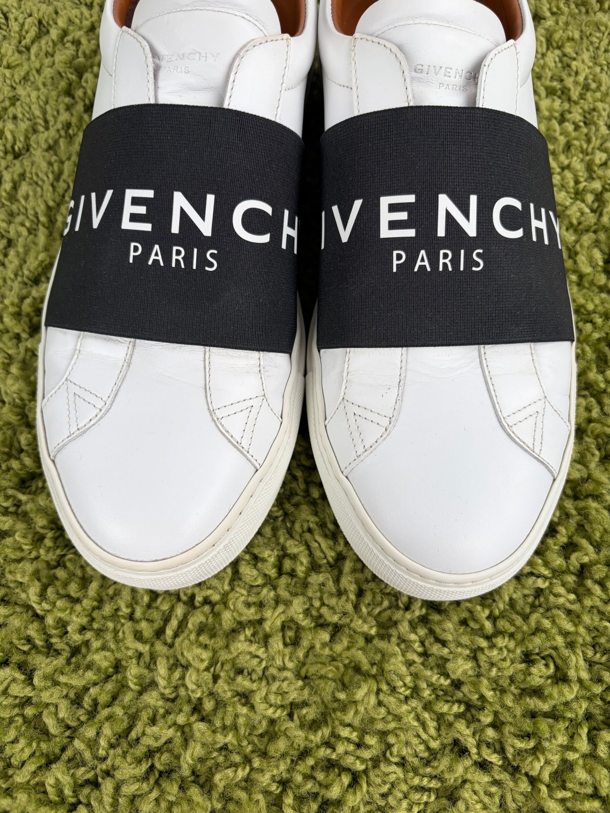 Givenchy Urban Street Bianca 41 - Second Hand Di Fiore