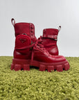 Prada Monolith in Pelle Rossa 8.5=42.5