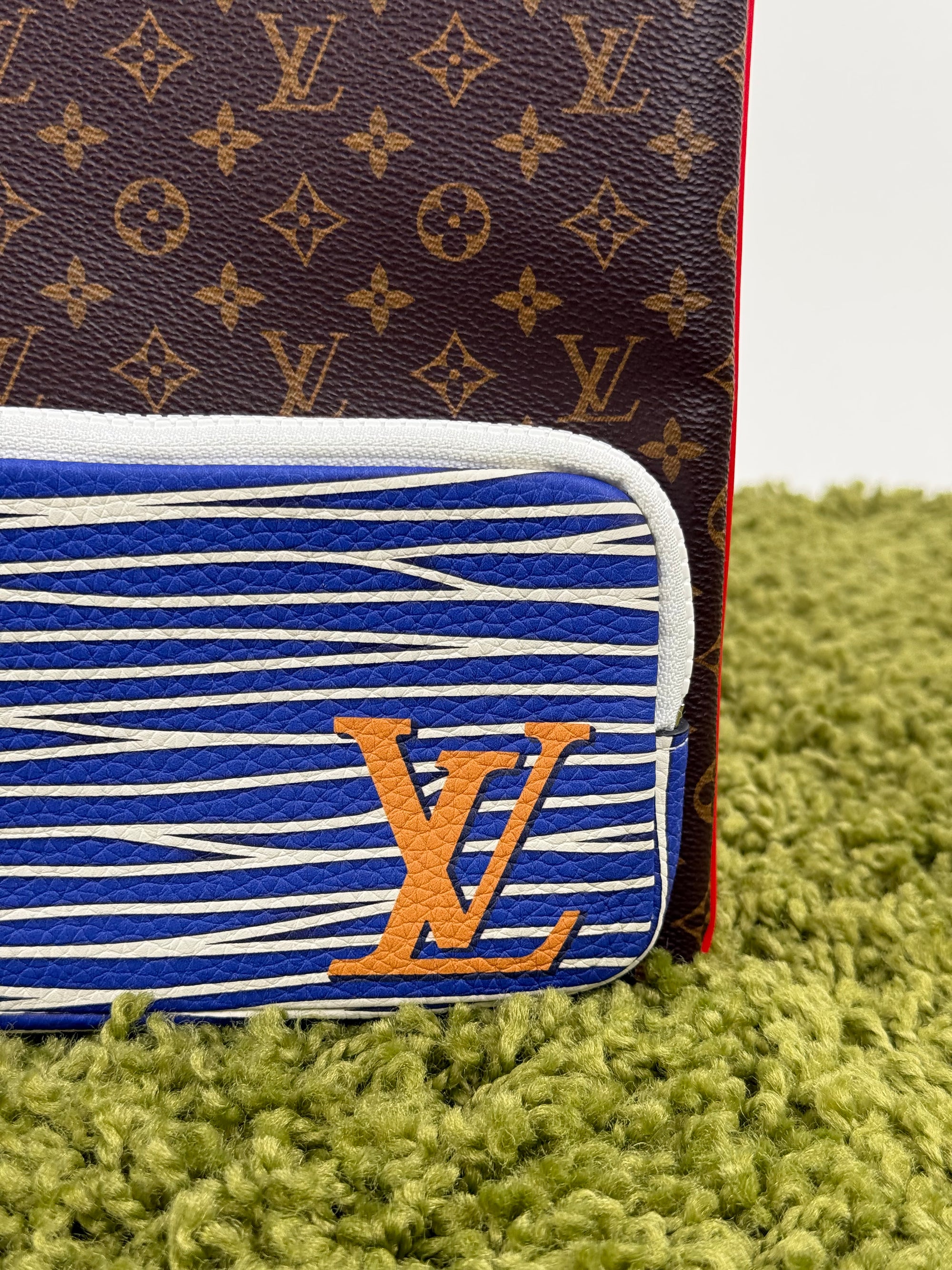 Pochette A4 multi tasca Louis Vuitton Marrone Multicolor