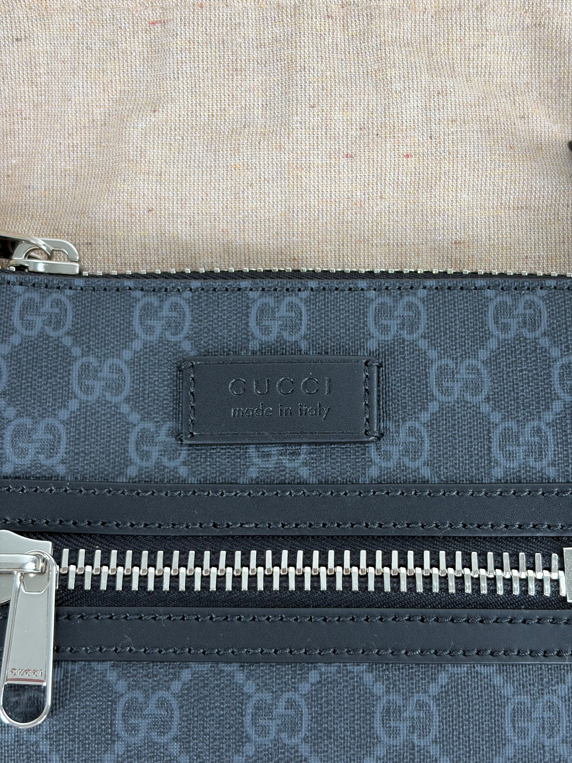 Borsello Gucci nero blu e rosso