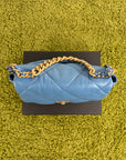 Borsa Chanel 19 Trapuntata in Pelle Azzurra