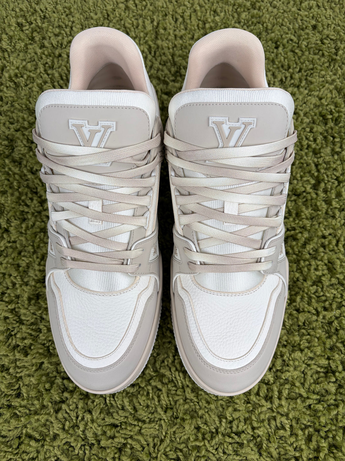 Louis Vuitton Trainer Beige 10