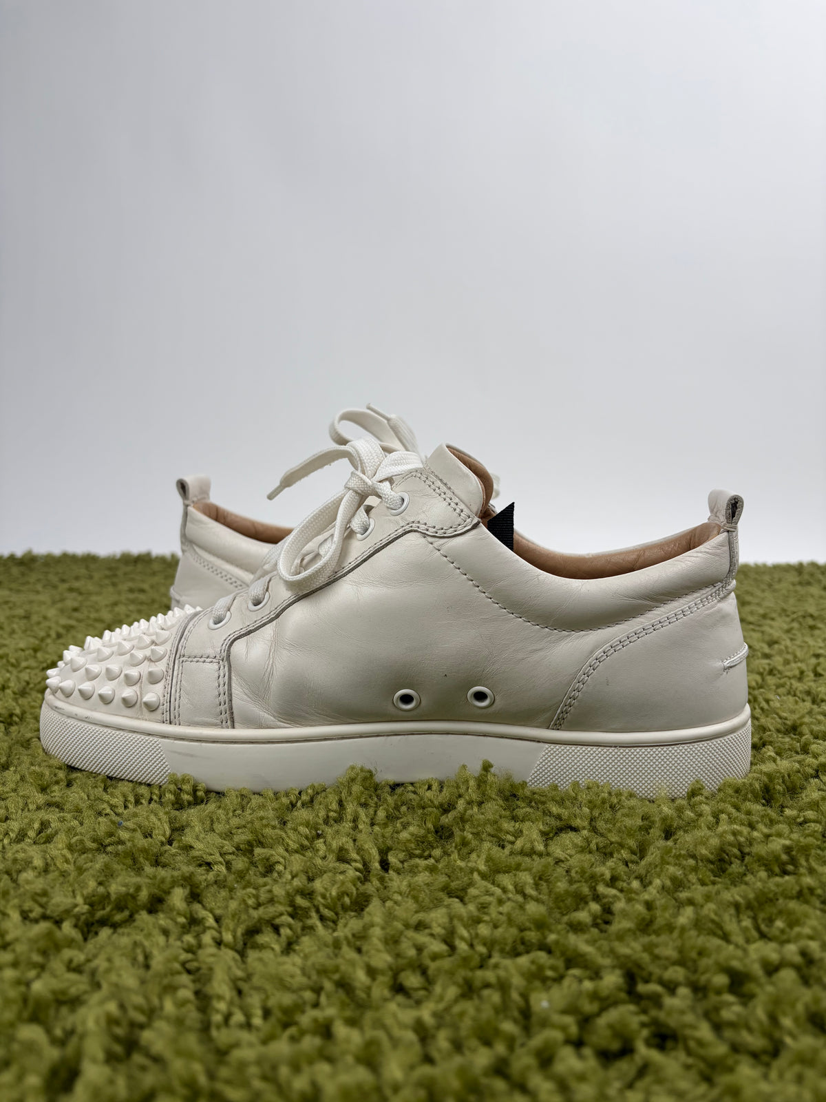 Christian Louboutin Spikes Low Bianca 41