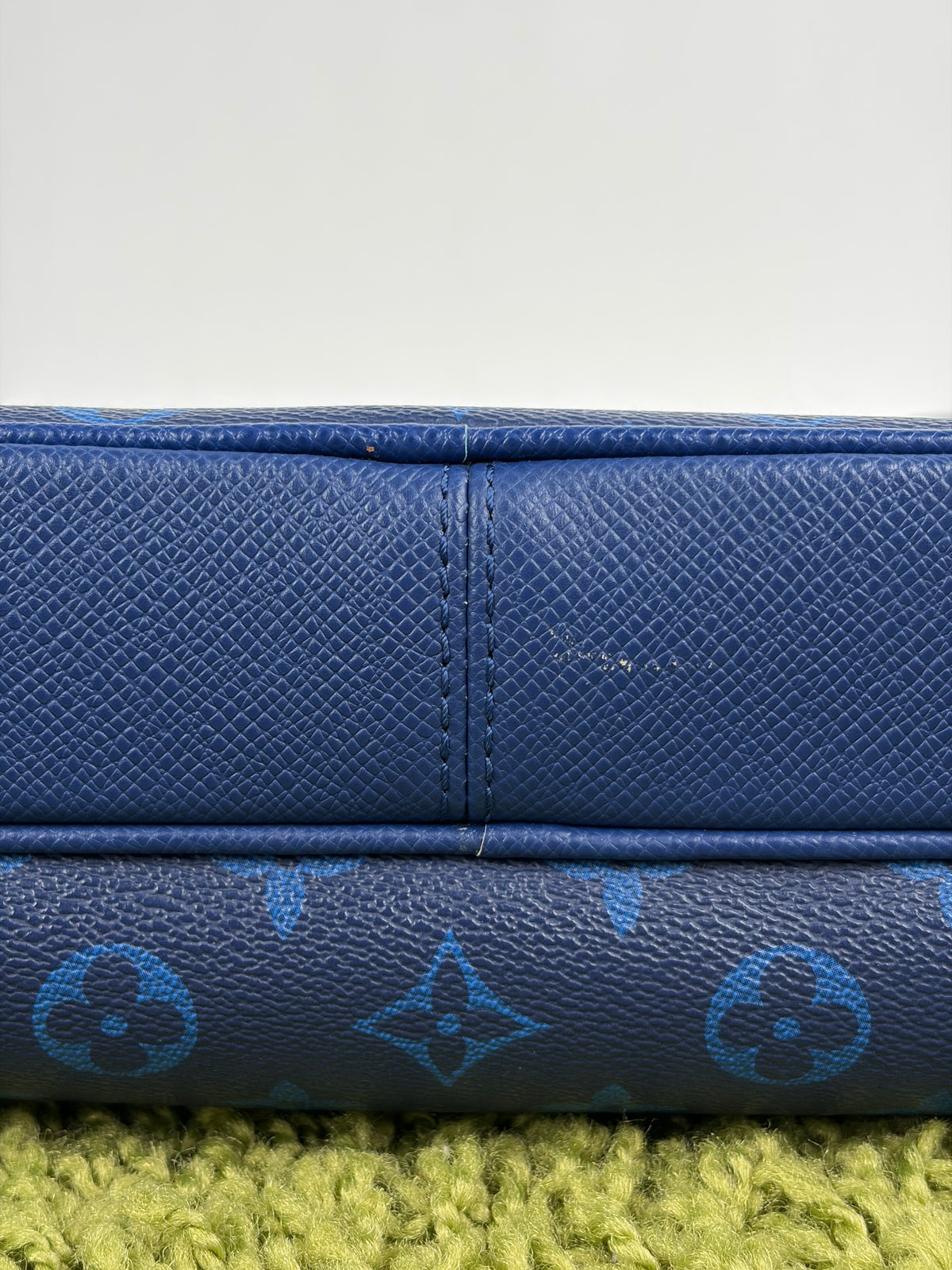 Borsa Louis Vuitton Outdoor Messenger Blu