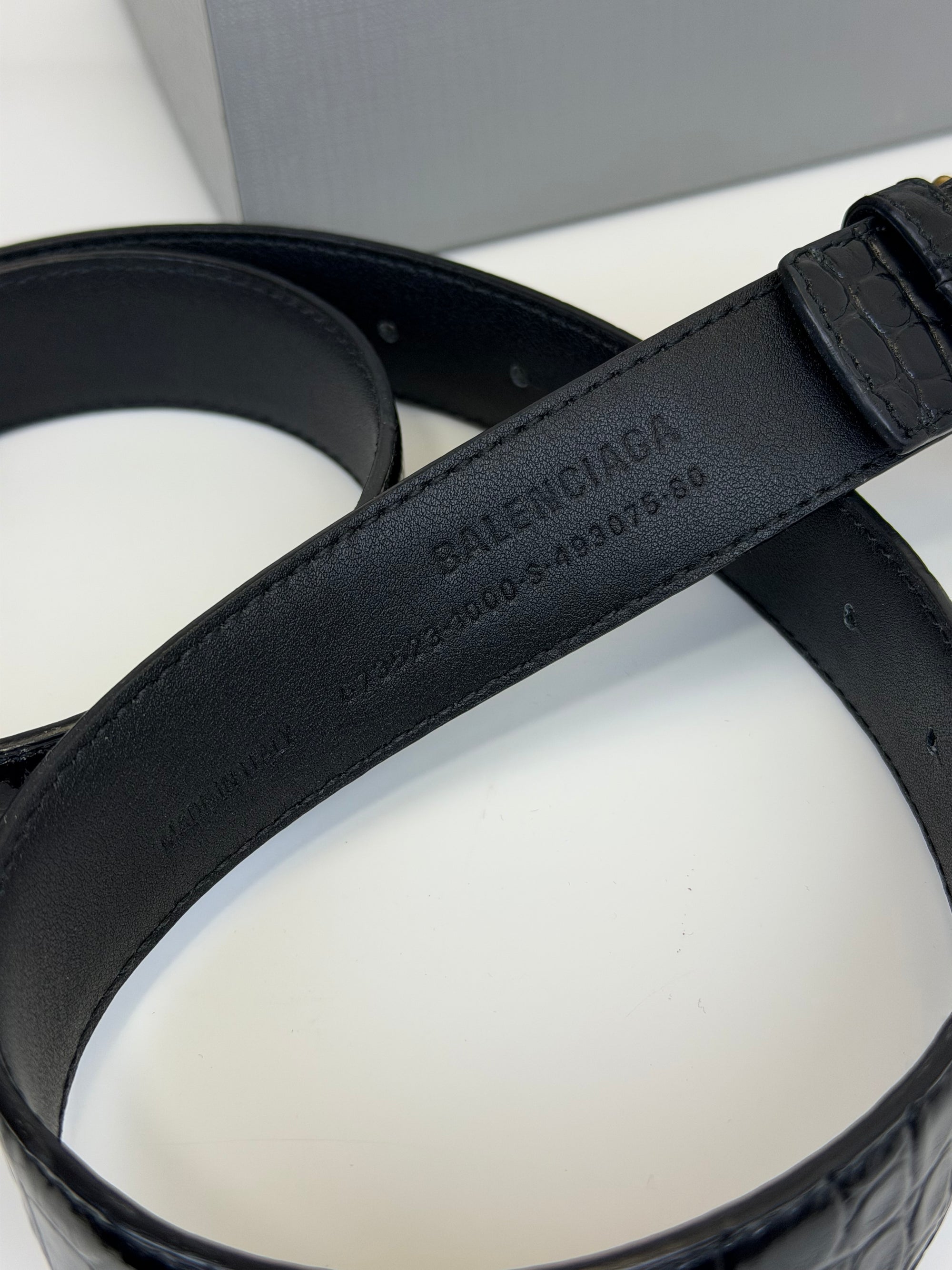 Cintura Balenciaga misura 80