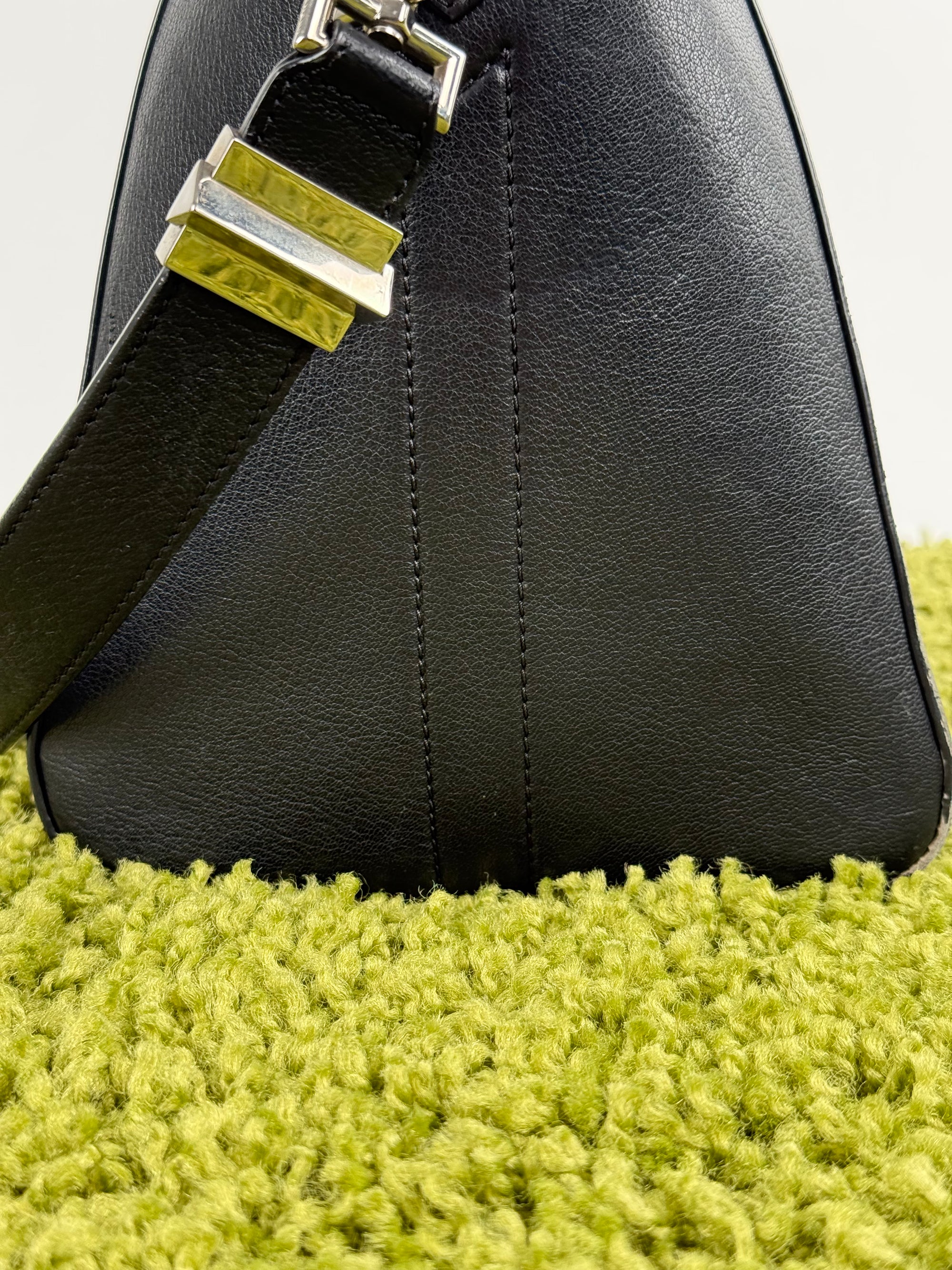 Borsa Antigona Givenchy in pelle Nera