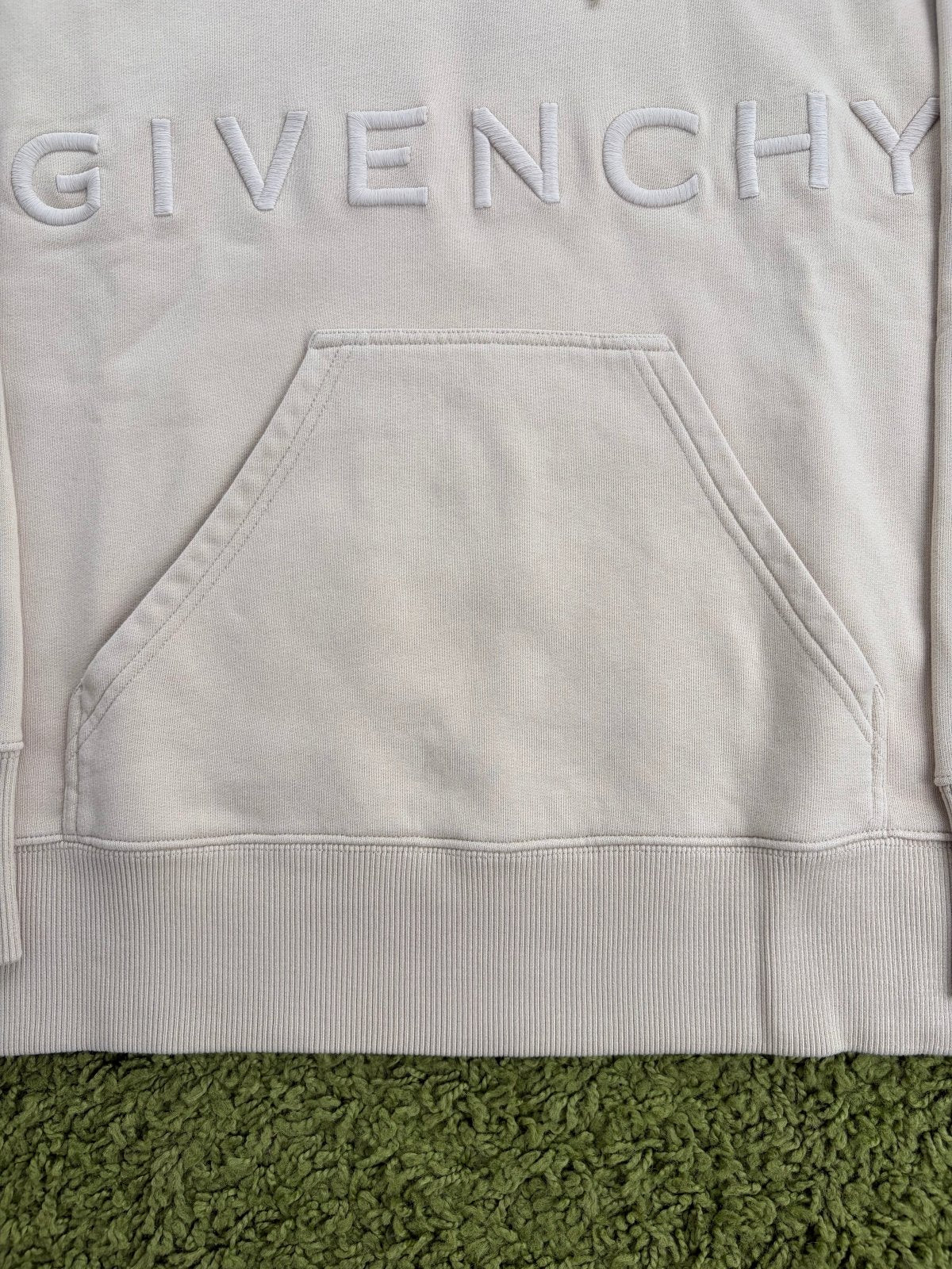 Felpa Givenchy Bianco Crema XL - Second Hand Di Fiore