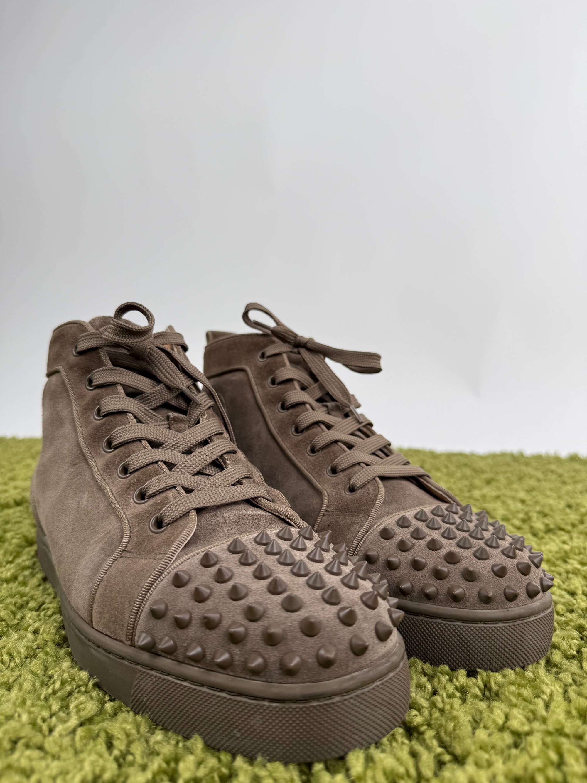 Christian Louboutin Spikes 43