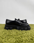 Mocassino Prada in pelle nera 9=43