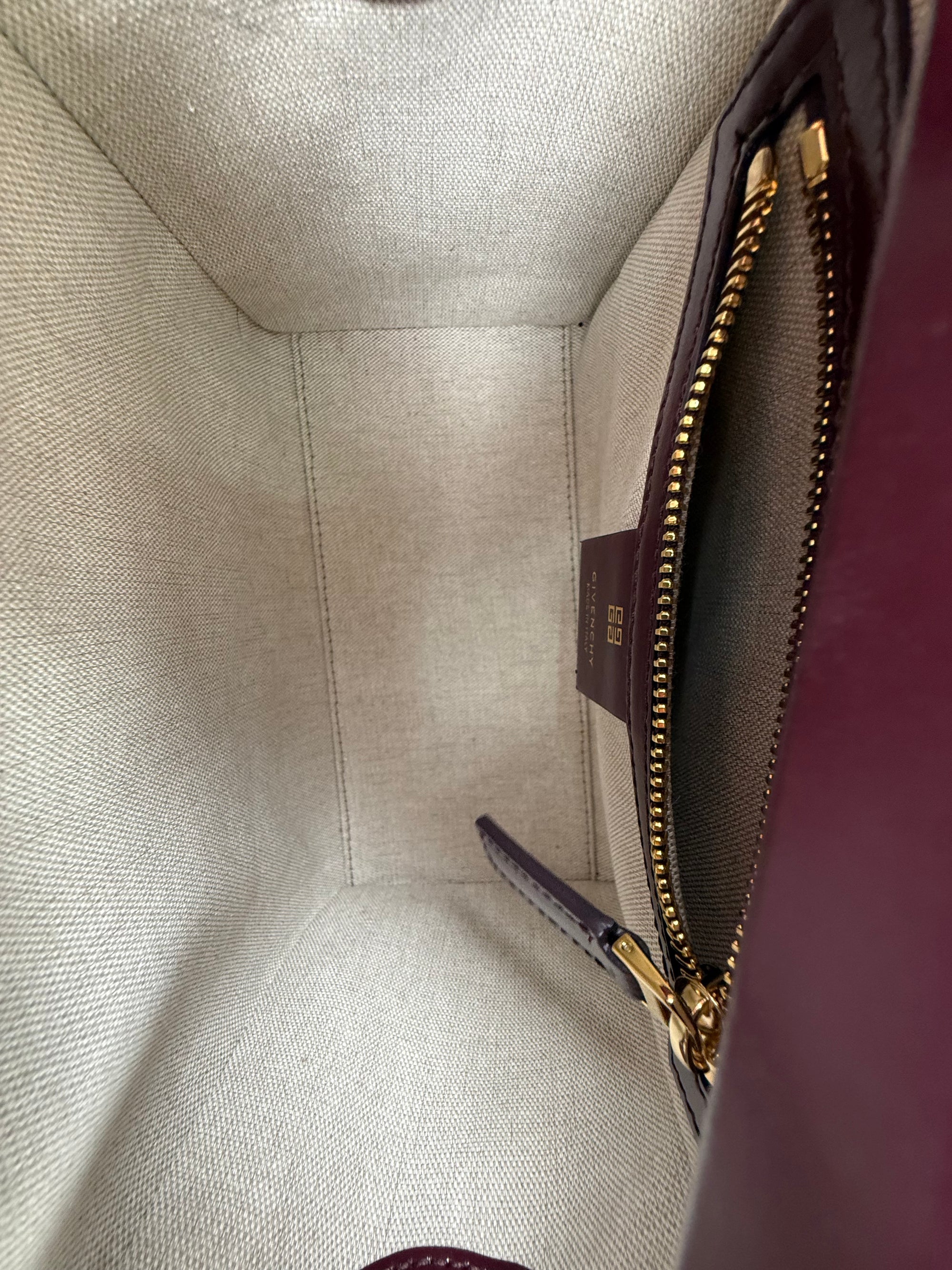 Borsa Mini Antigona Lock Bag Givenchy Bordeaux
