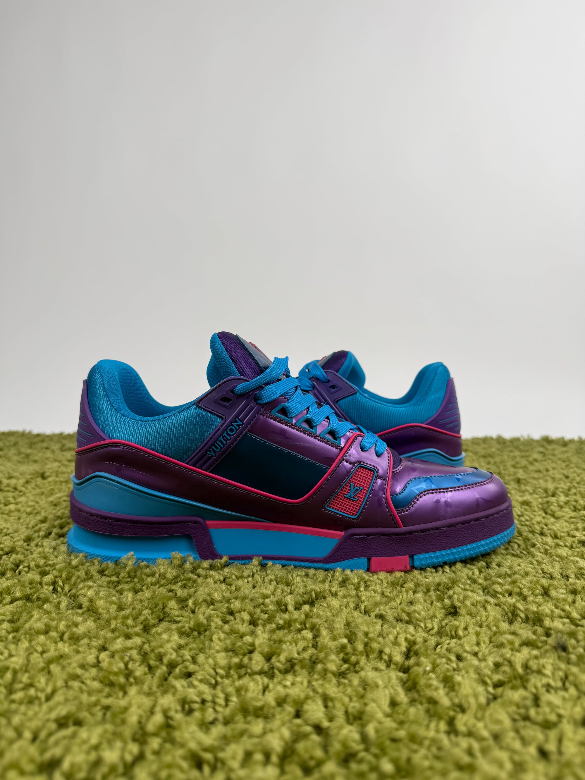Louis Vuitton Trainer 42 veste 43