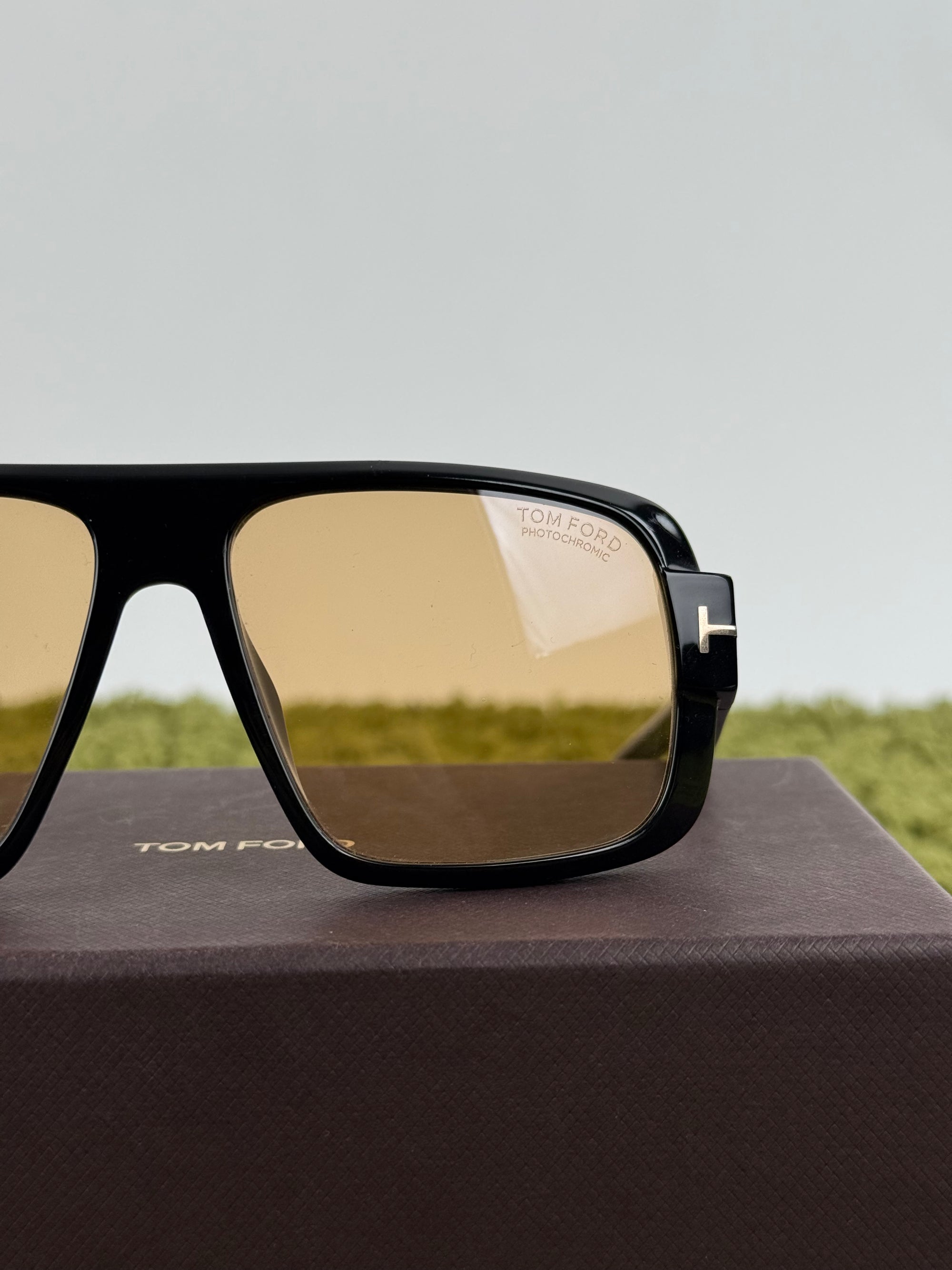 Occhiali Da sole TomFord Neri con lente gialla