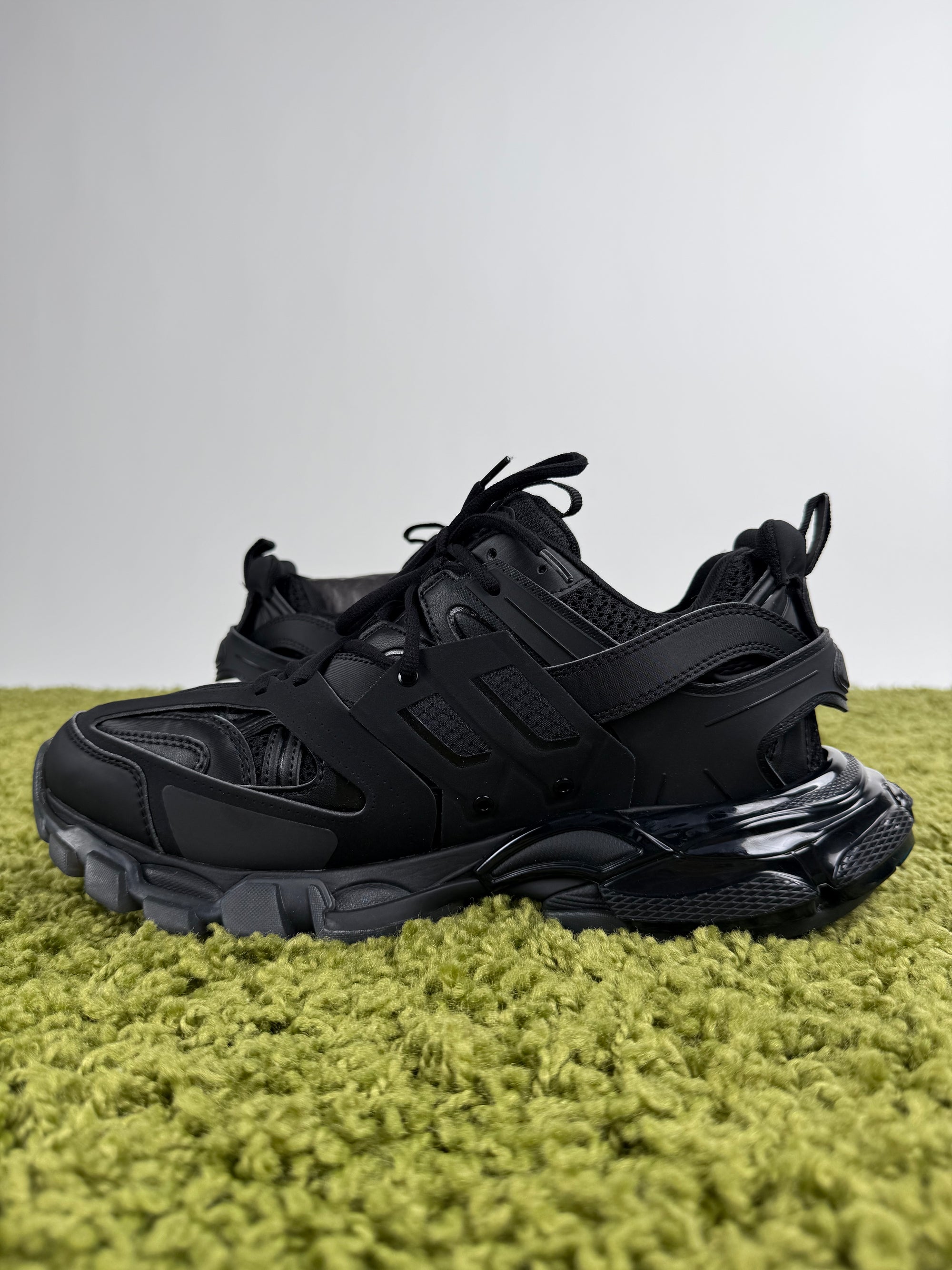 Balenciaga Track Nera 42
