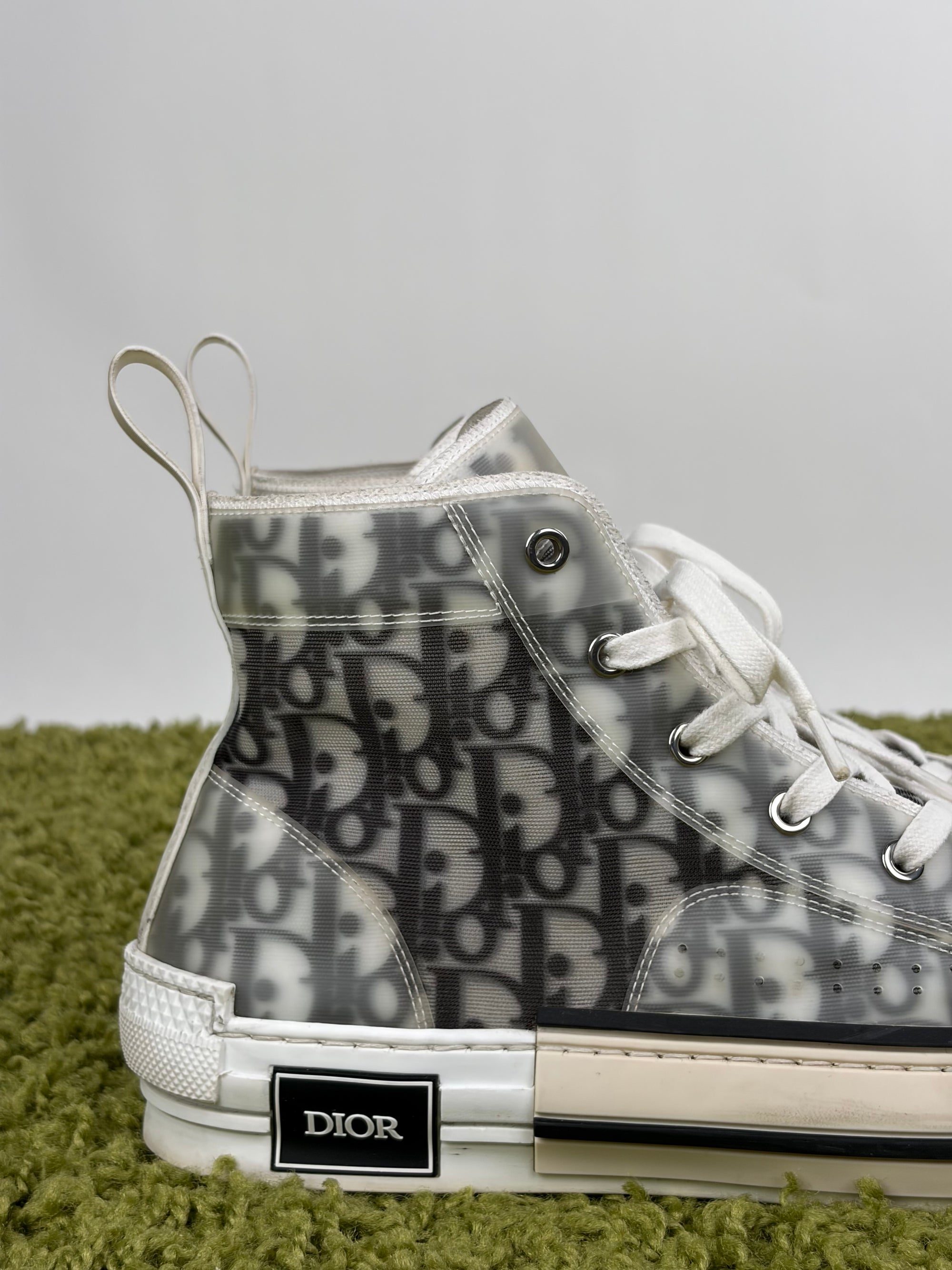 Dior B23 Size 43 grigie e bianche