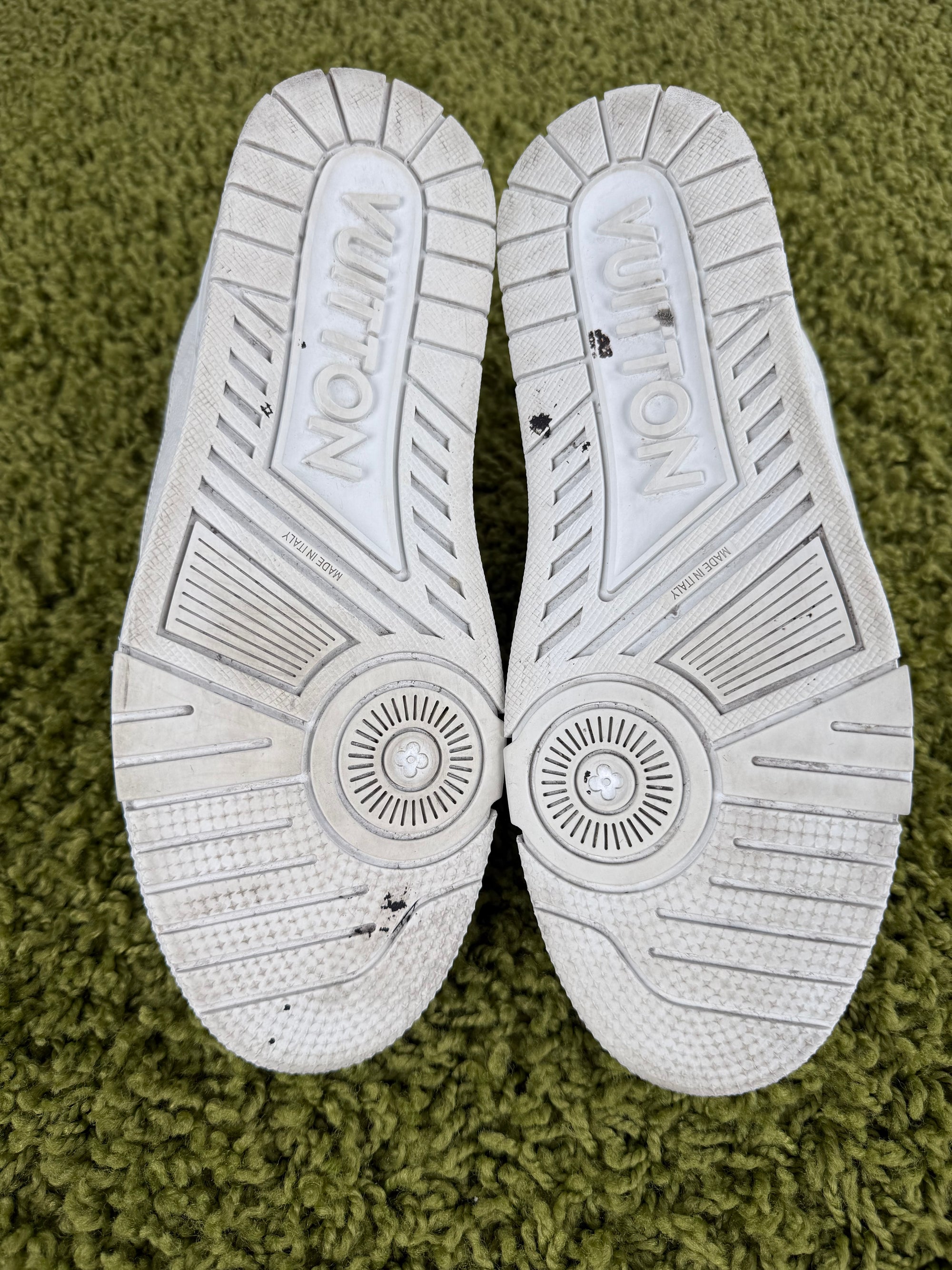 Louis Vuitton Trainer Bianca 7