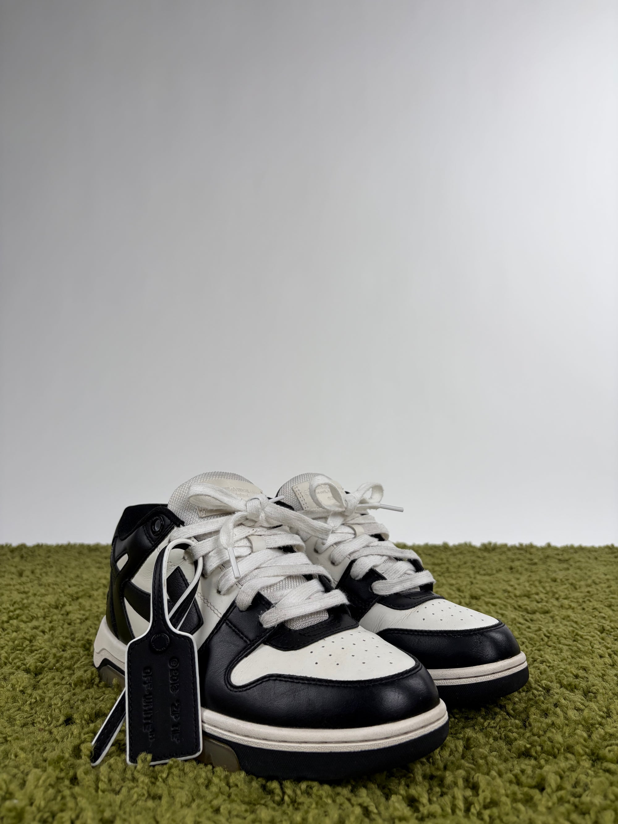 Off white Size 41 bianche e nere