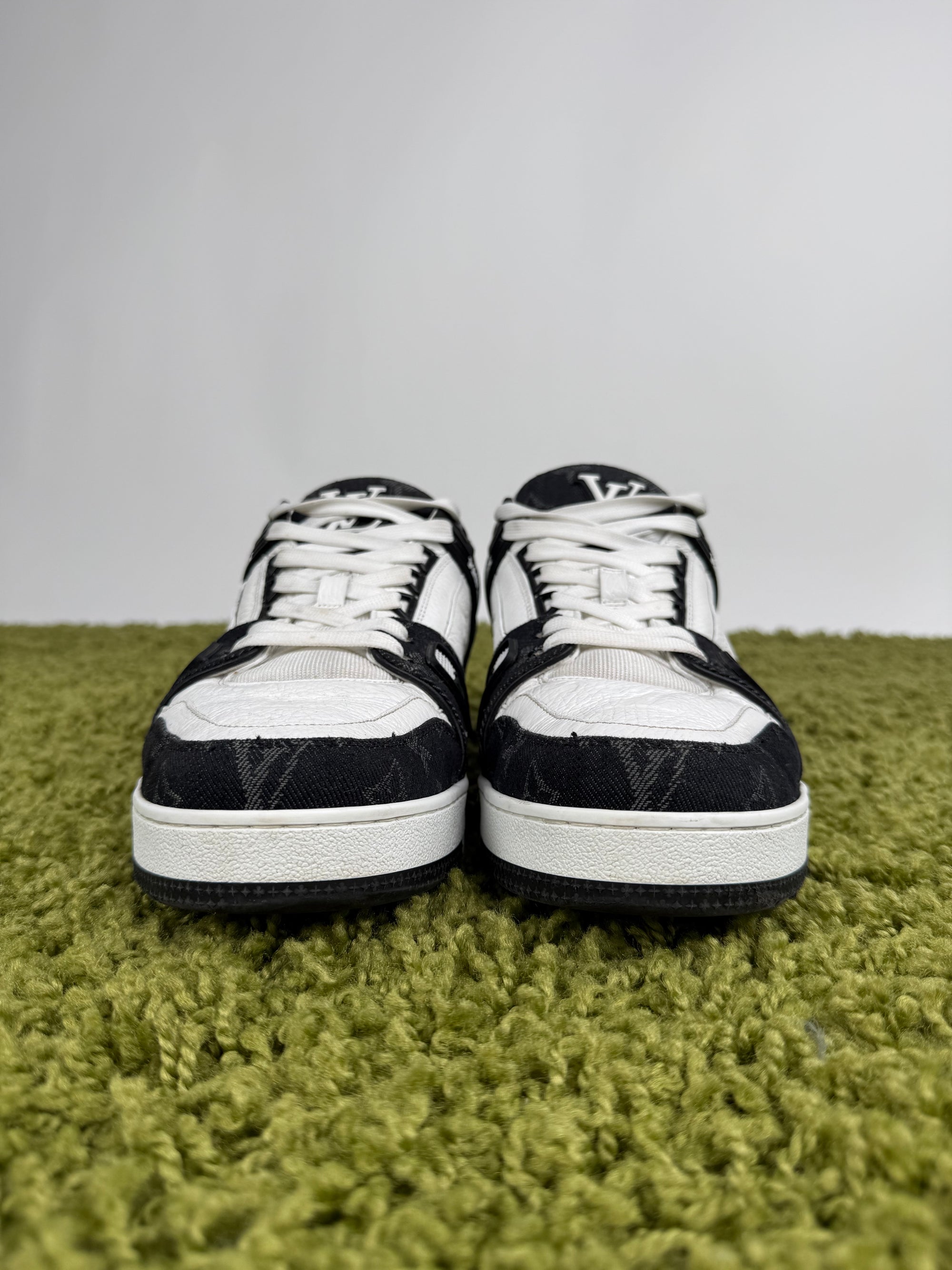 Louis Vuitton Trainer in Denim Nero 9